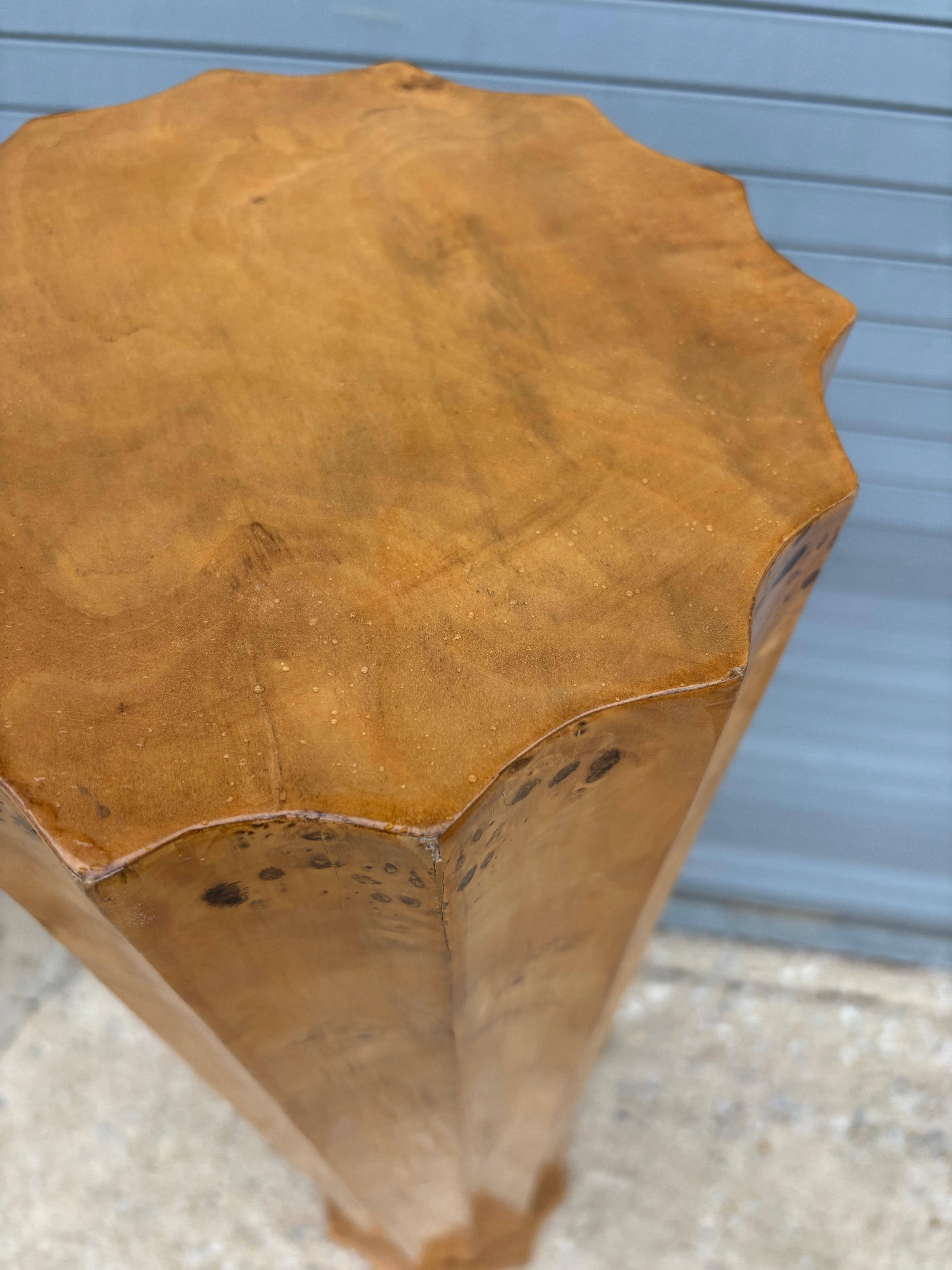 Dennis and Leen Faux Finish Fluted Column Pedestal In Good Condition For Sale In Philadelphia, PA