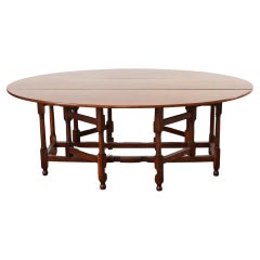 Vintage Dennis and Leen Georgian Style Drop-leaf Oval Dining Table 