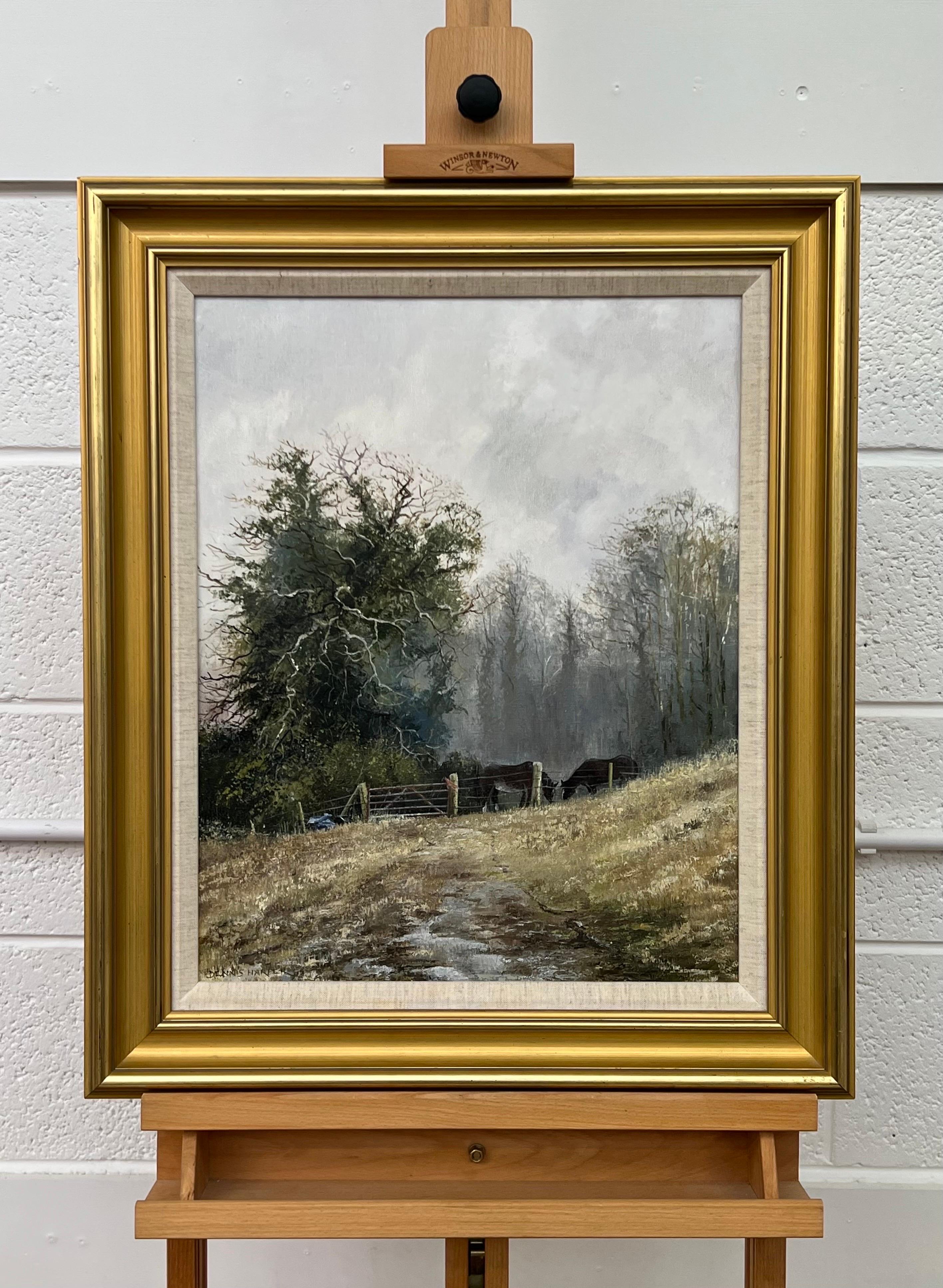 Chevaux se nourrissant dans un champ de la campagne anglaise en hiver par The English Artist - Réalisme Painting par Dennis Harper