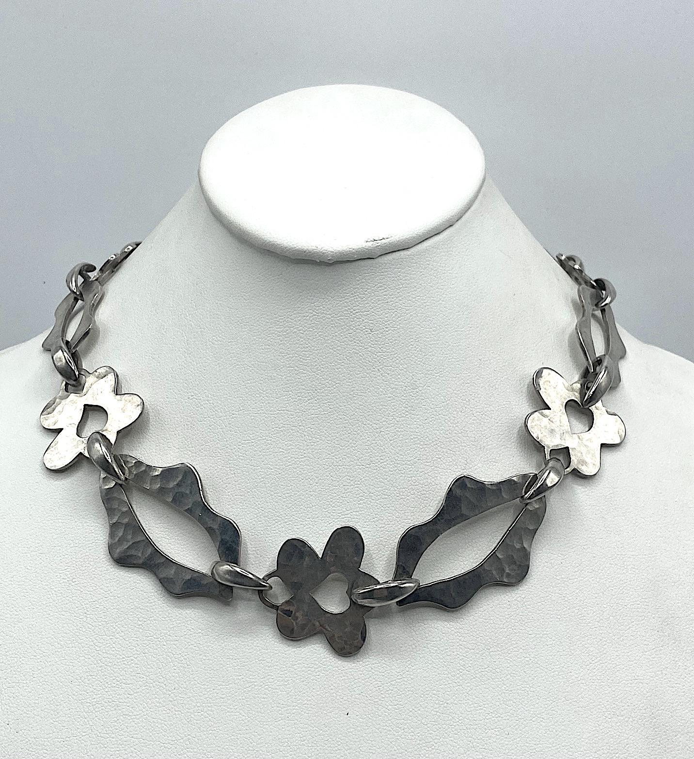 Dennis Higgins Modernist 1990s Sterling Silver Abstract Necklace 2