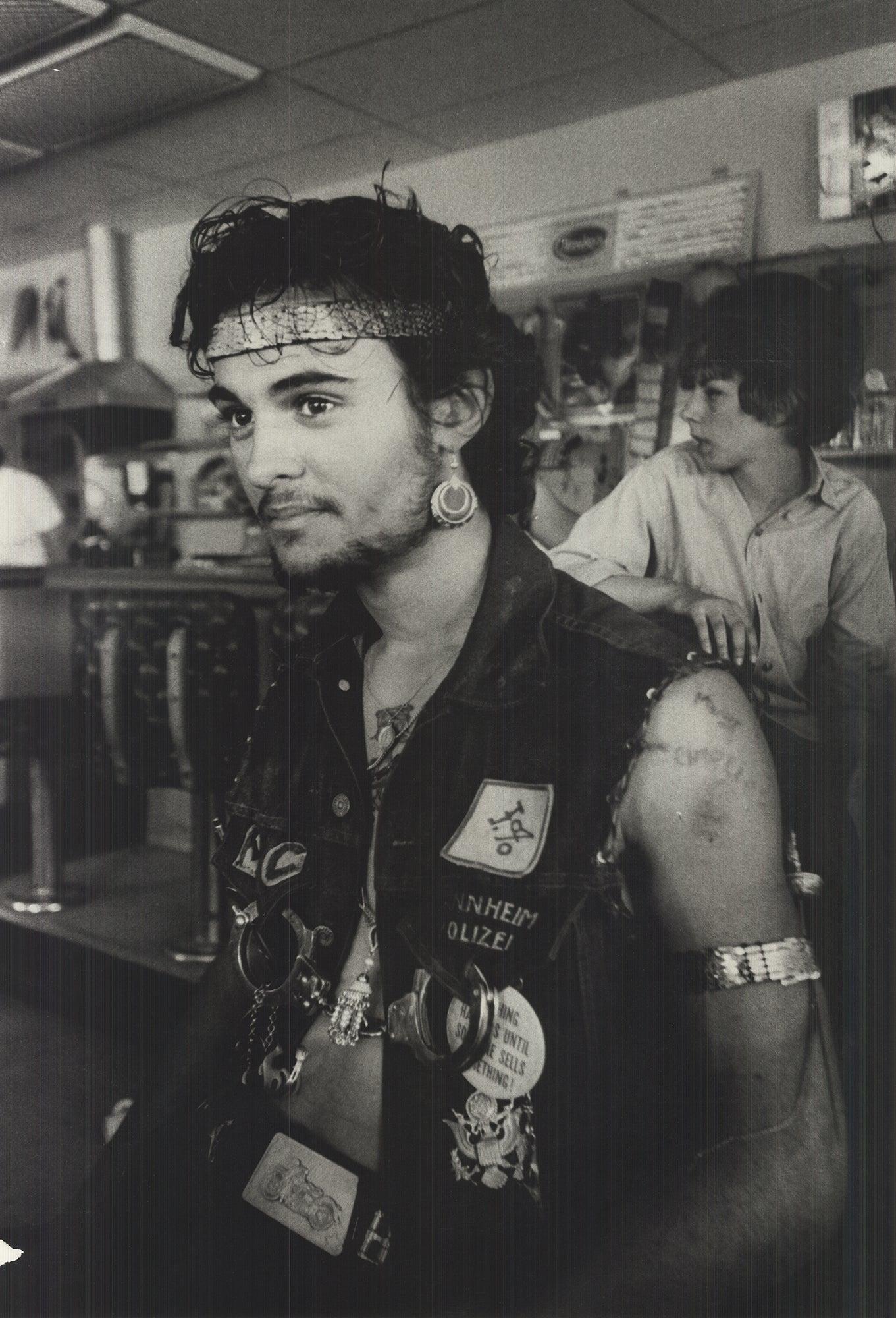 Dennis Hopper „Biker“ – Offsetlithographie im Angebot 1