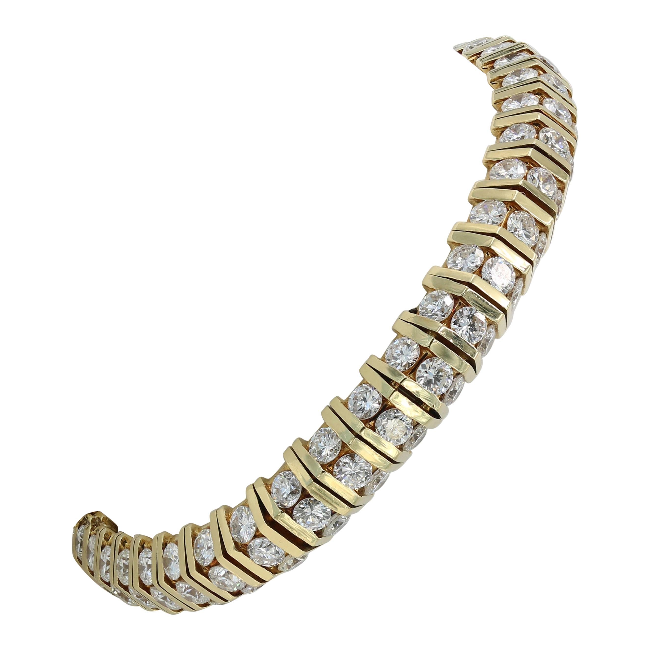 Dennis Lampert Designed 18 Karat Yellow Gold and Diamond Bracelet For Sale