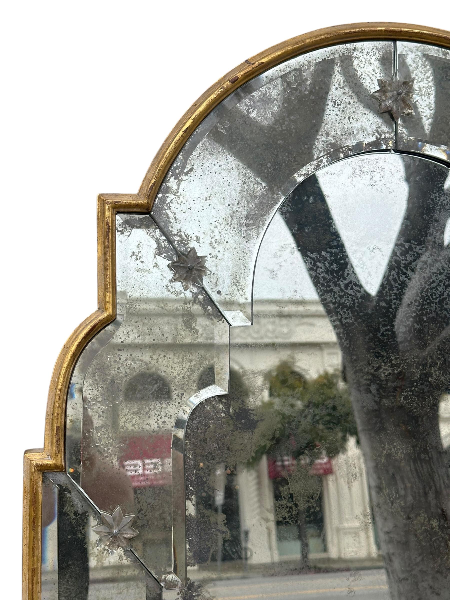 Dennis & Leen Queen Anne Giltwood Sectioned Mercury Glass Mirror In Good Condition In LOS ANGELES, CA