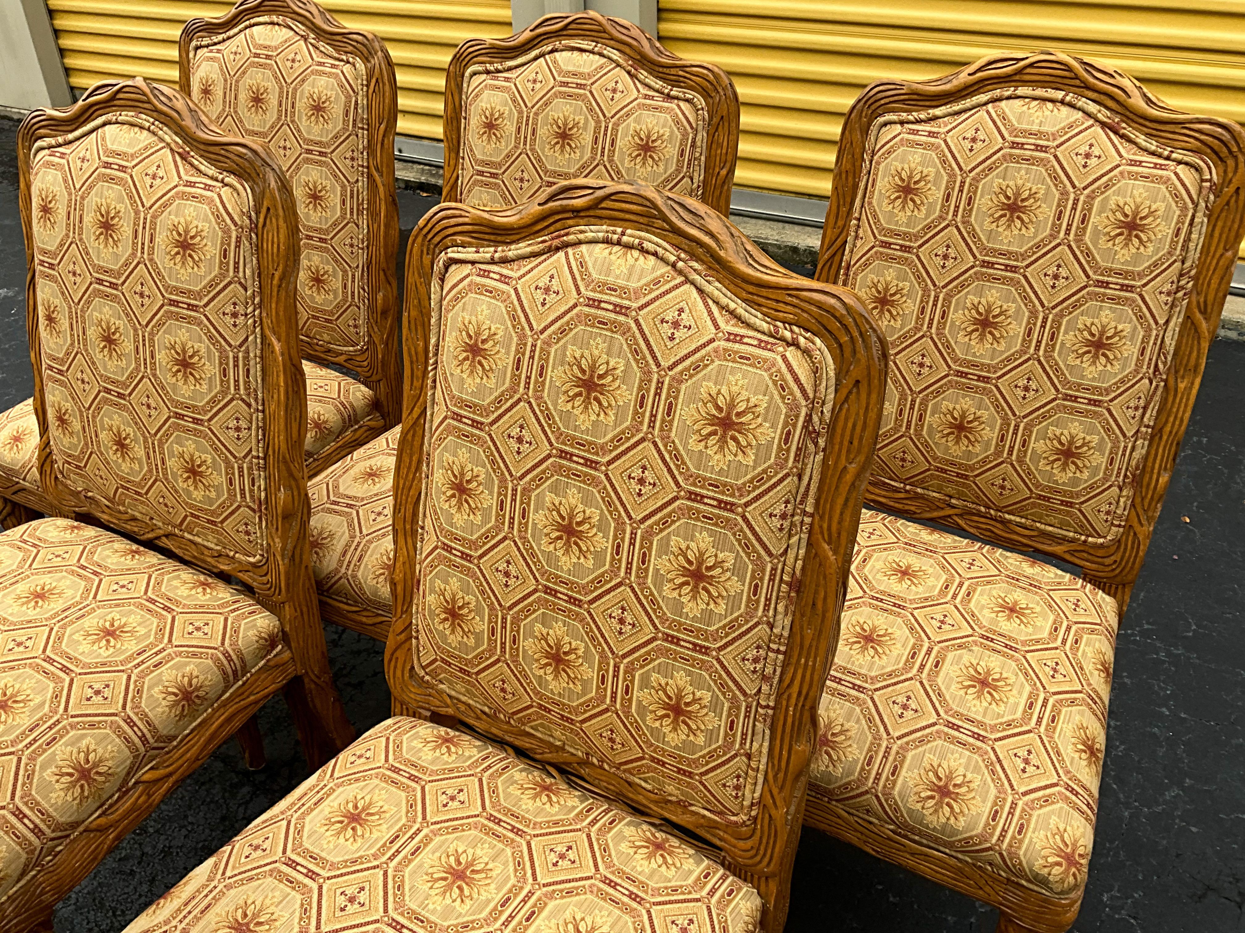Chaises de salle à manger de style Dennis & Leen en bois sculpté et faux bois - S/6 en vente 2
