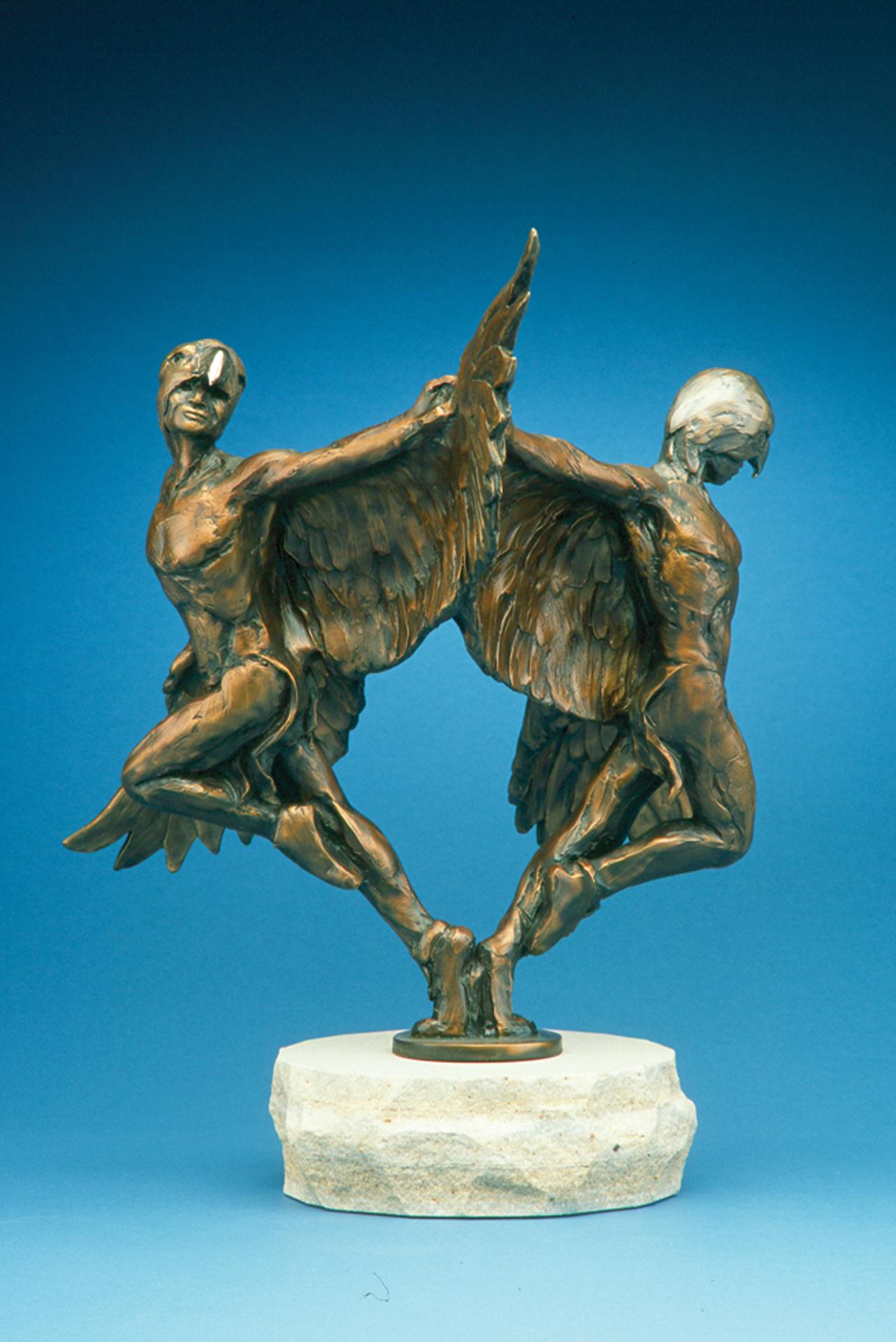 Denny Haskew Figurative Sculpture - At Eagle's Glance study