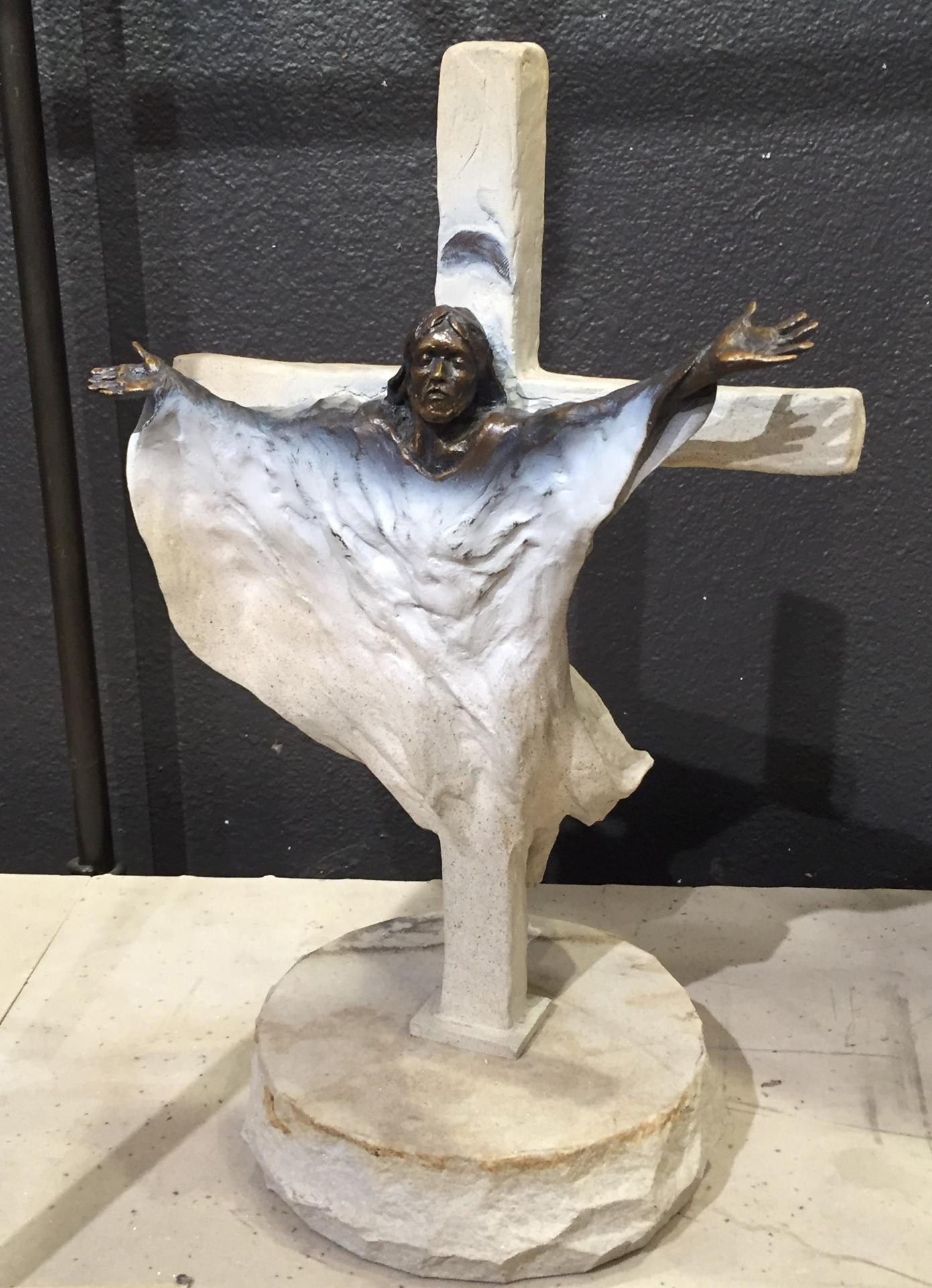 Denny Haskew Figurative Sculpture - Love and Forgiveness