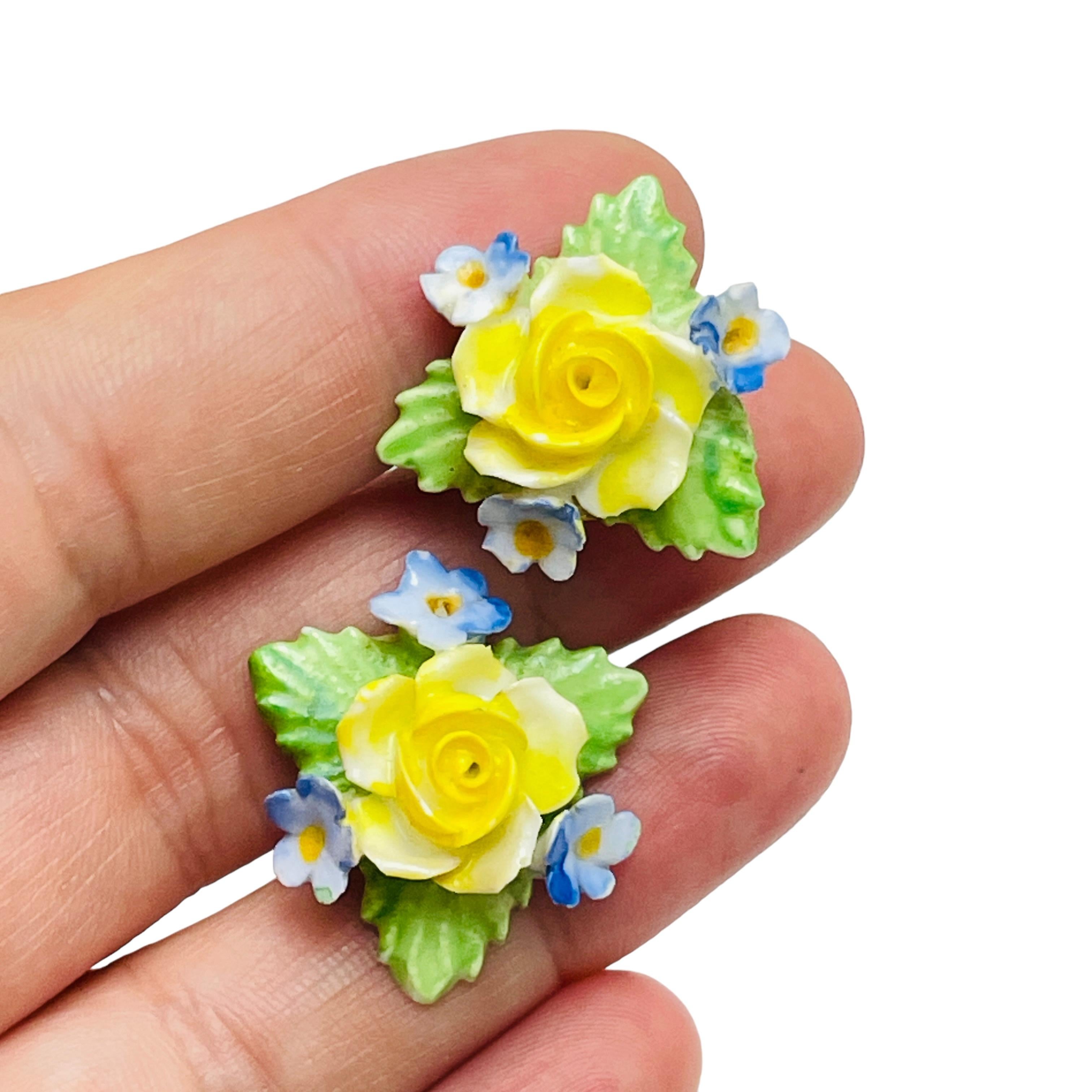 Women's DENTON ENGLAND vintage signed porcelain flowers screw back earrings For Sale