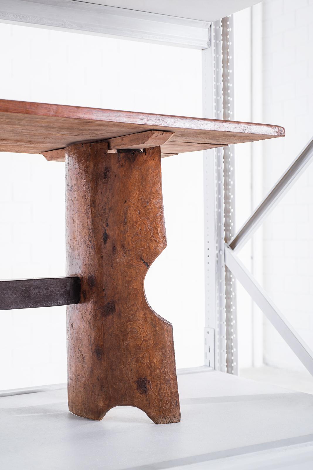 Table de salle à manger Denuncia en bois massif de Jose Zanine Caldas, vers 1970 en vente 8
