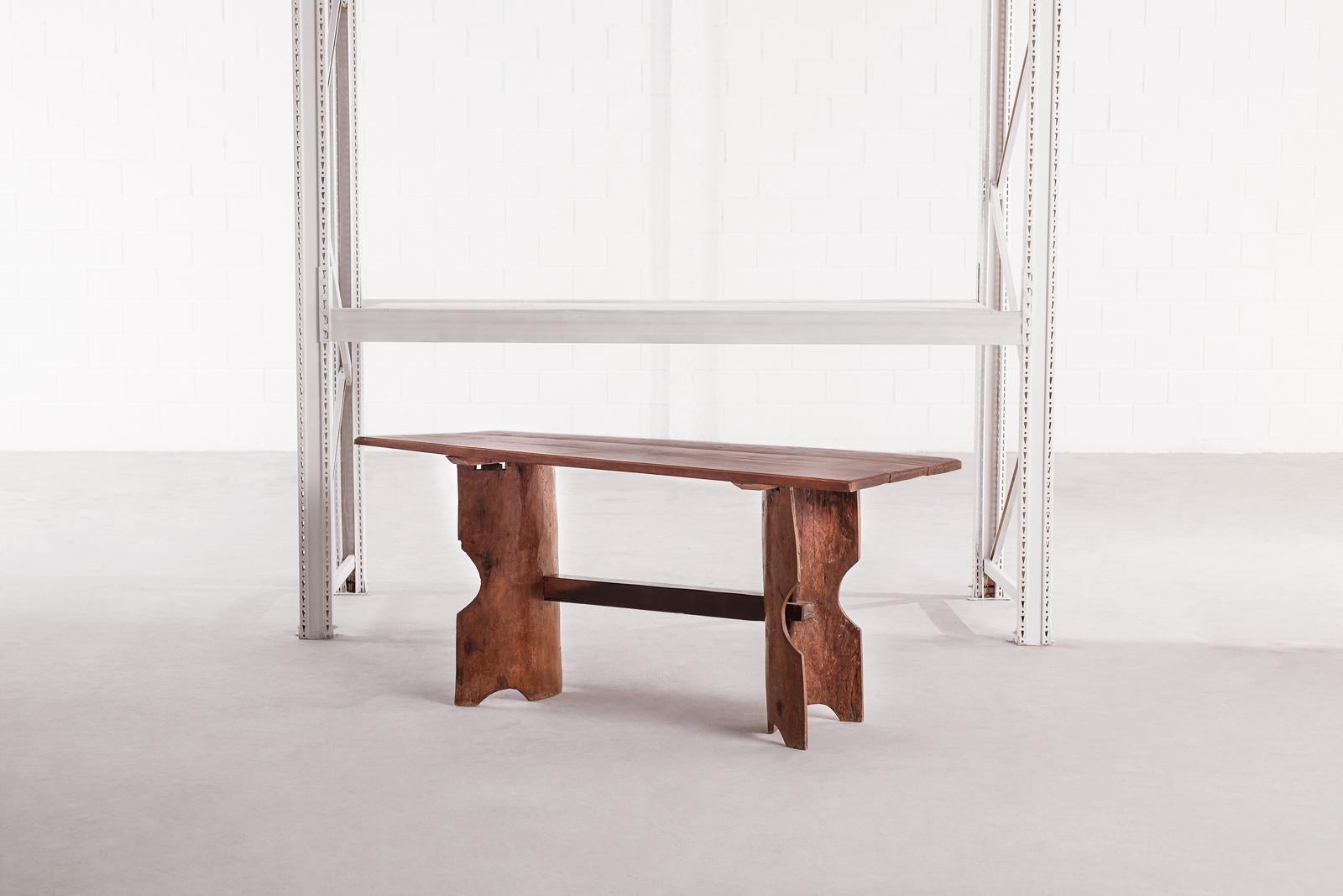 20ième siècle Table de salle à manger Denuncia en bois massif de Jose Zanine Caldas, vers 1970 en vente