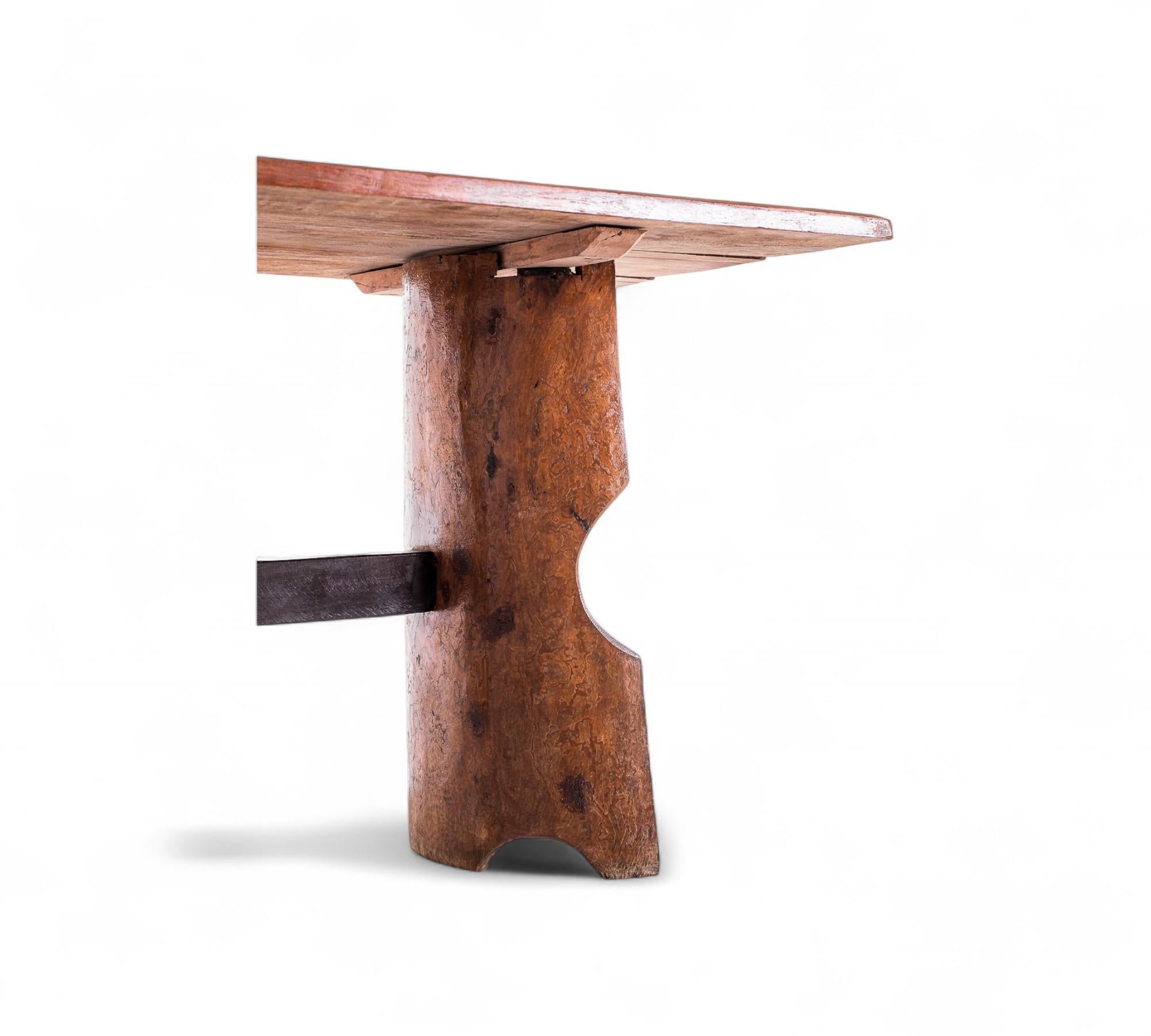 Denuncia Esstisch aus Massivholz von Jose Zanine Caldas, ca. 1970er Jahre im Angebot 1