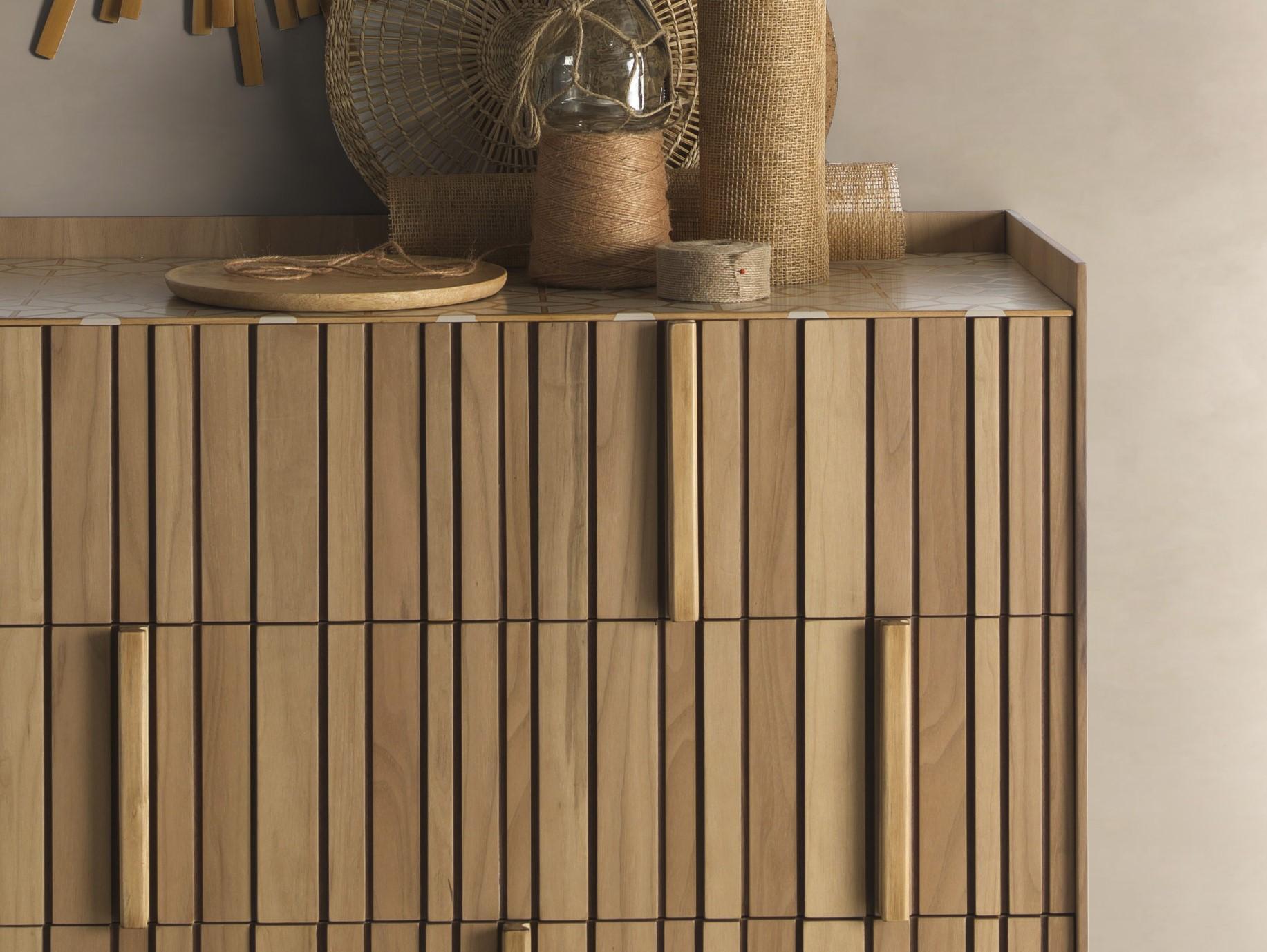 Spanish Denver Chest Of Drawers by Lola Glamour For Sale