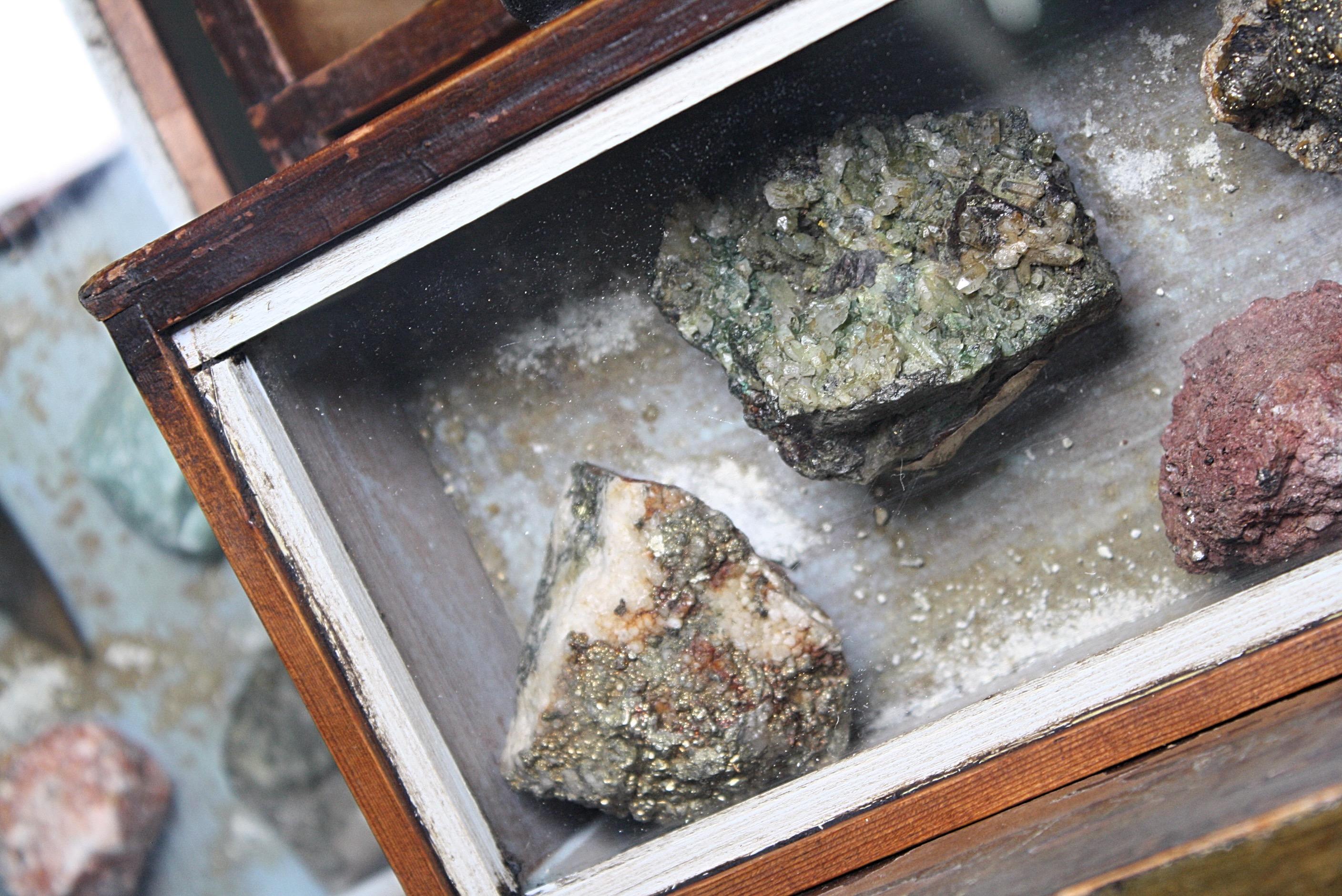 Denver Colorado D C Woodend, 1885 Table Top Geology Mineral Specimen Chest 2