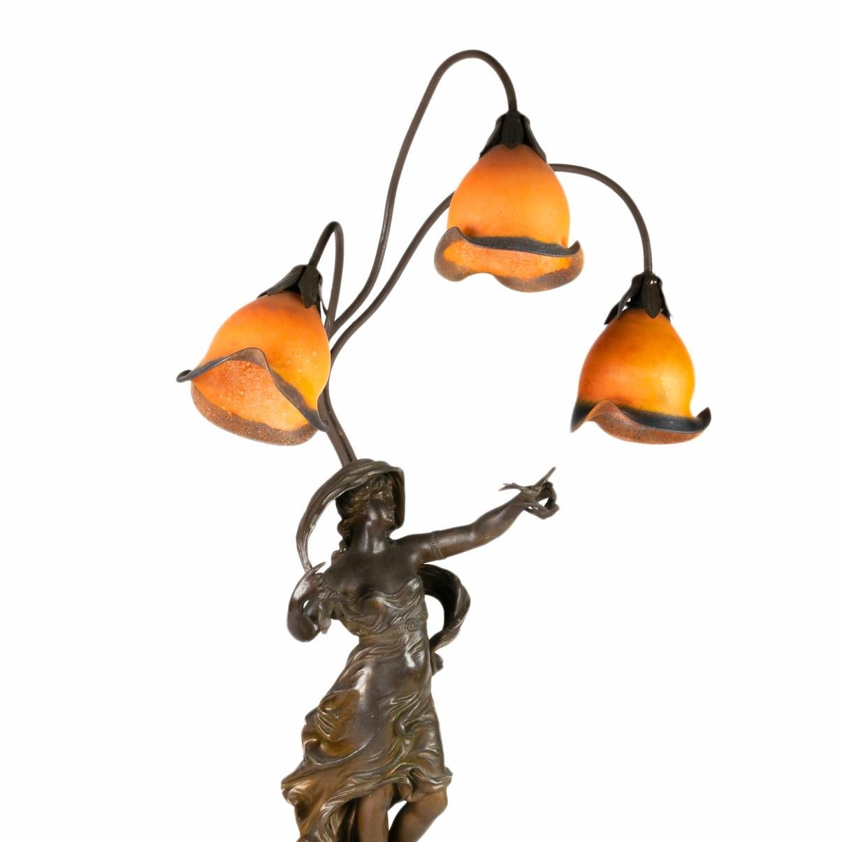 French Departure of the Swallows Cameo Table Lamp Art Nouveau, 20th Century  For Sale