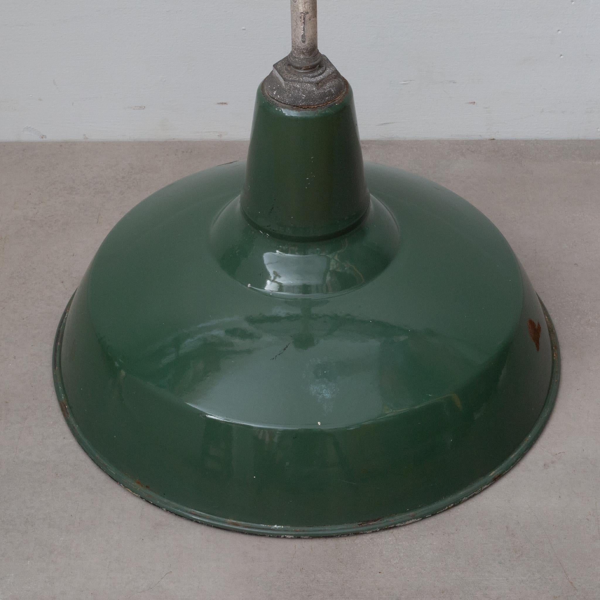 Depression Era Large Porcelain and Enameled Swivel Factory Pendant Light c.1920 In Good Condition In San Francisco, CA