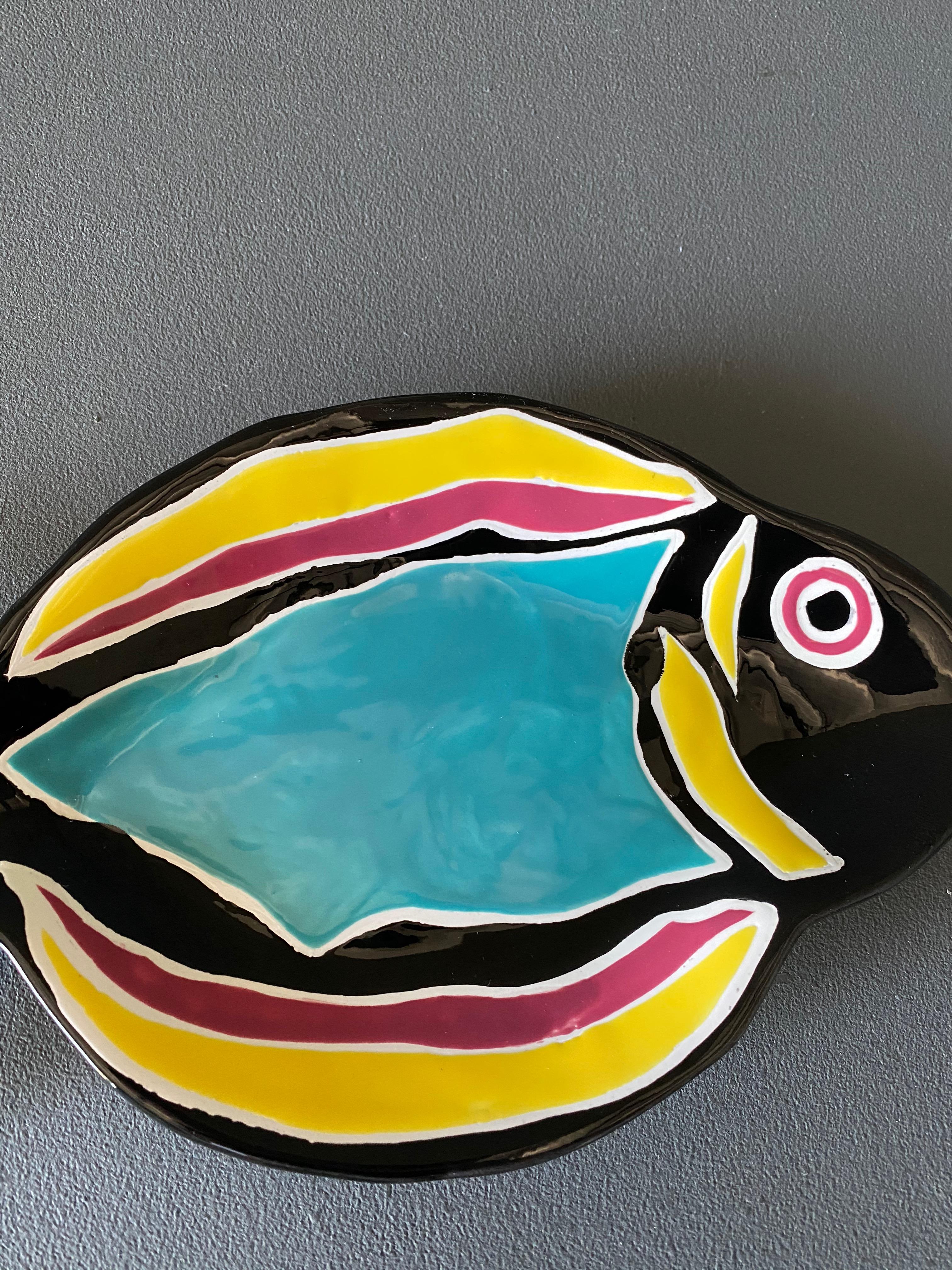 Dept 56 Decorative Fish Plate circa 1985  In Good Condition In Costa Mesa, CA