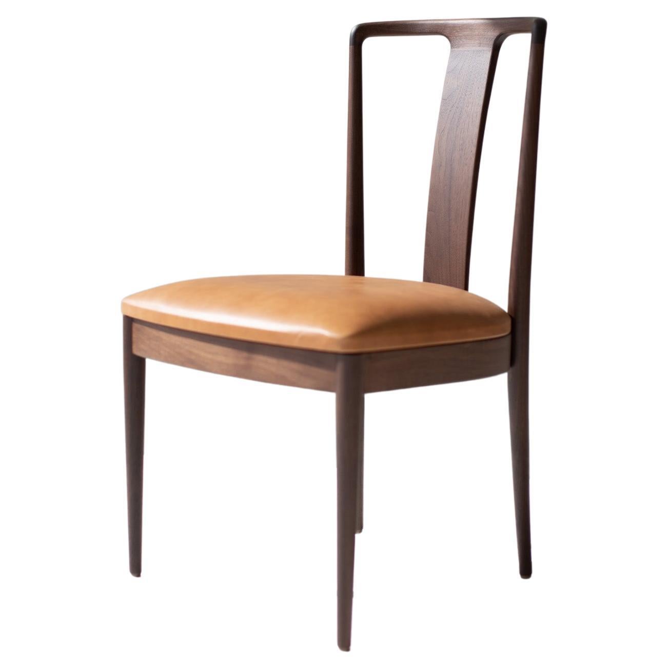 Chaises de salle à manger Derby, Chaises de salle à manger modernes en bois, Noyer, Cuir, Peabody, Craft 