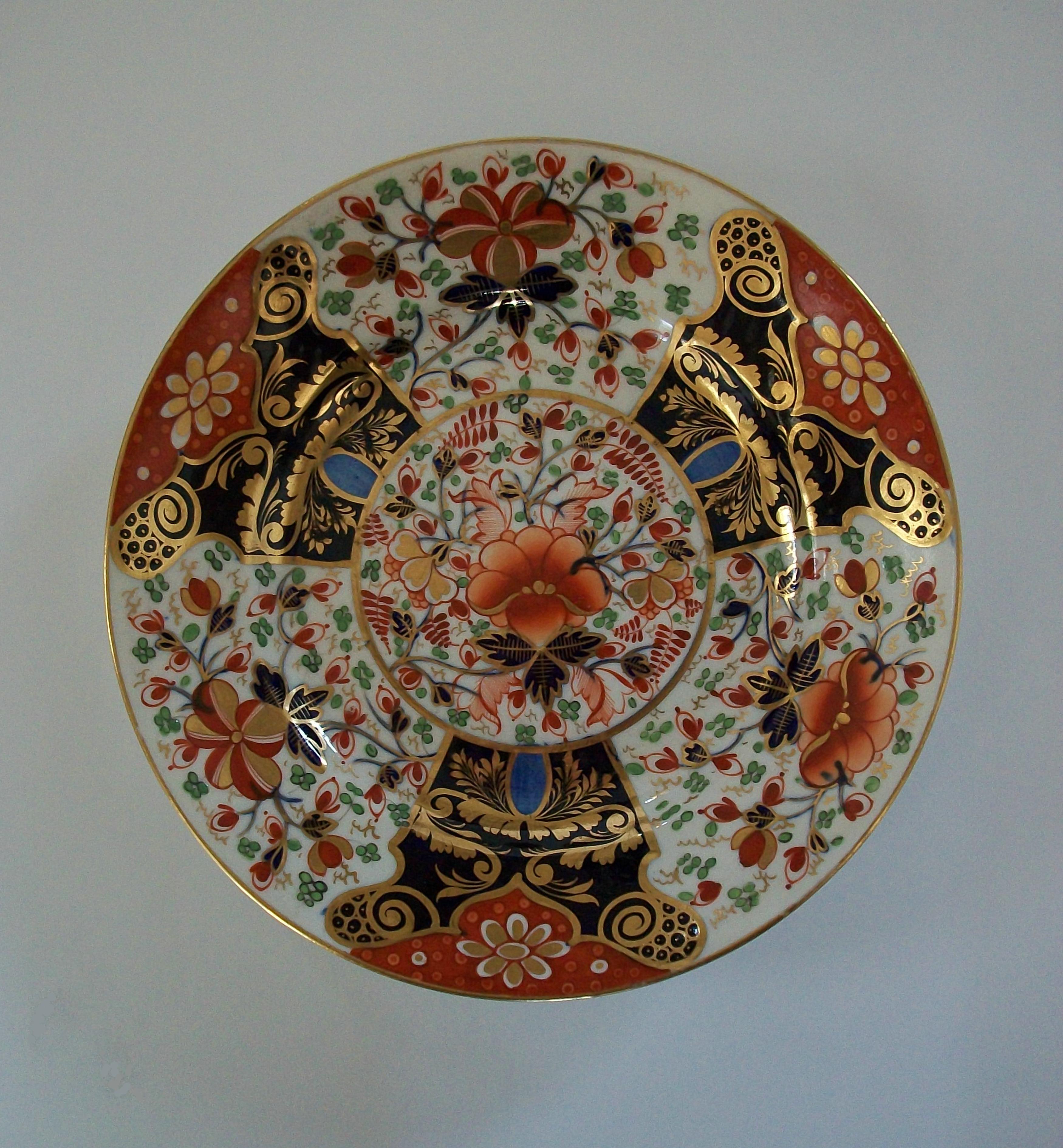 Derby Duesbury Imari Porcelain Dessert Service - 18 Pieces - U.K. - Circa 1825 For Sale 8