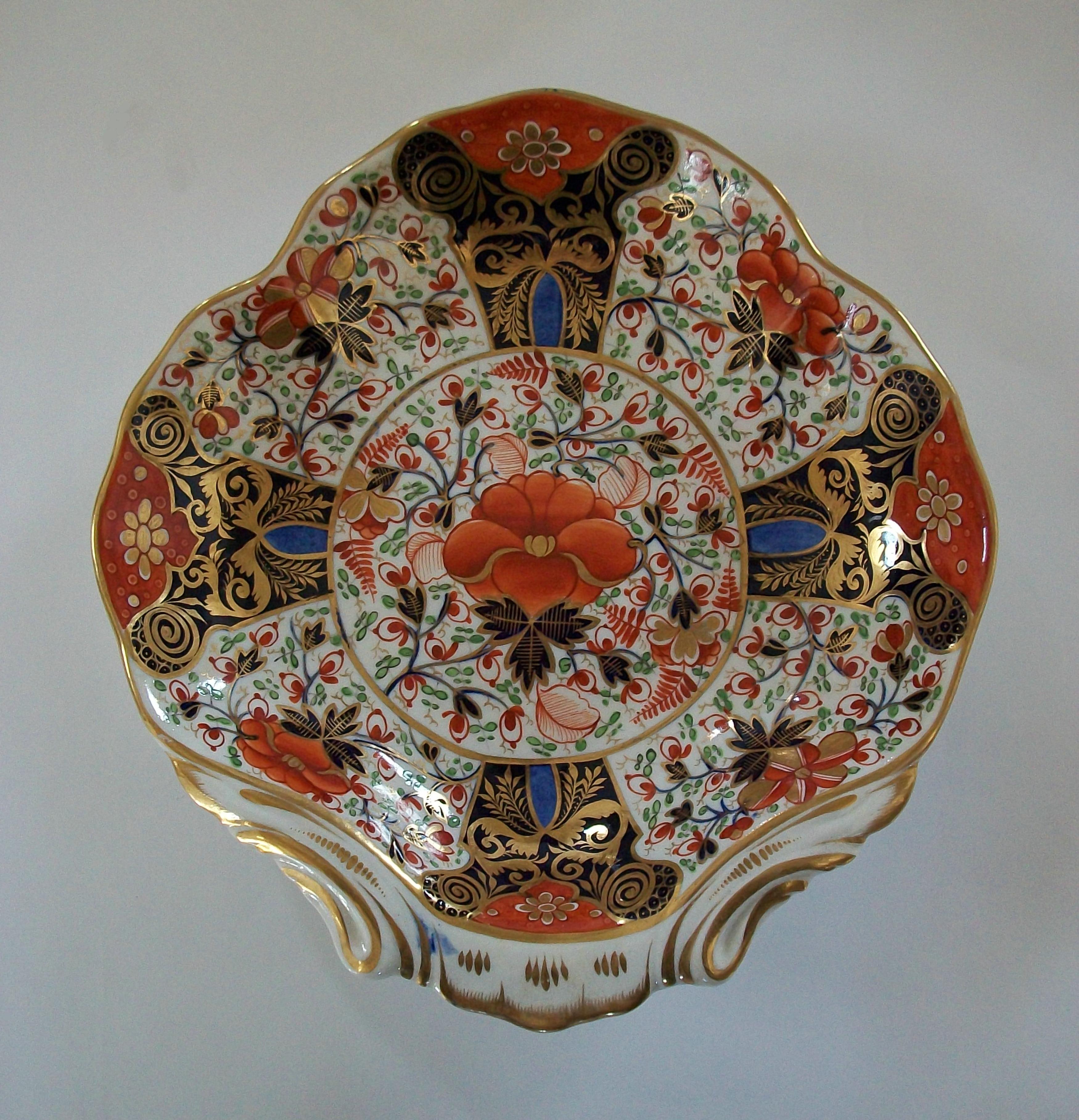 Gilt Derby Duesbury Imari Porcelain Dessert Service - 18 Pieces - U.K. - Circa 1825 For Sale