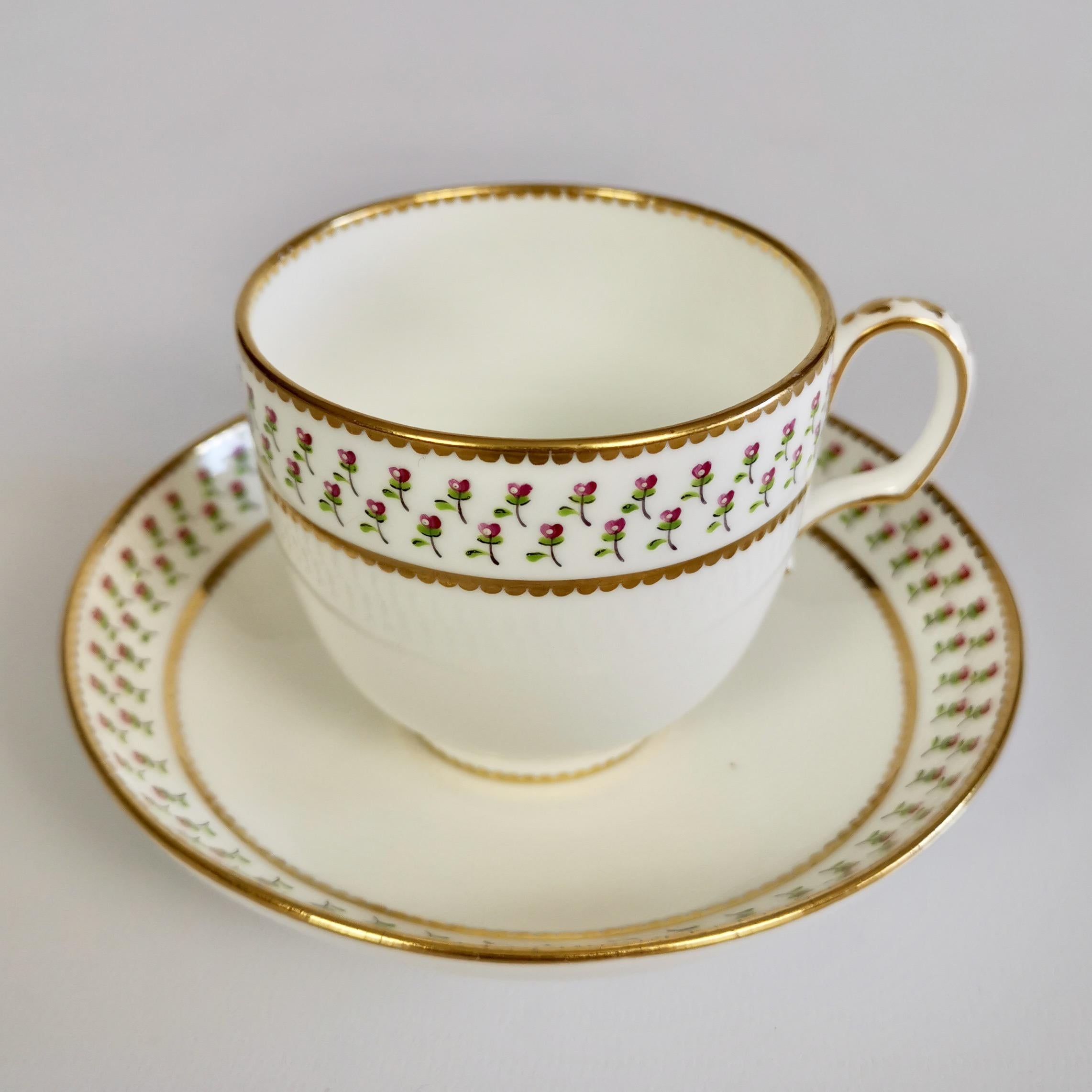 Mid-19th Century Derby King Street Porcelain Teacup Trio, White with Tiny Roses, 1848-1862