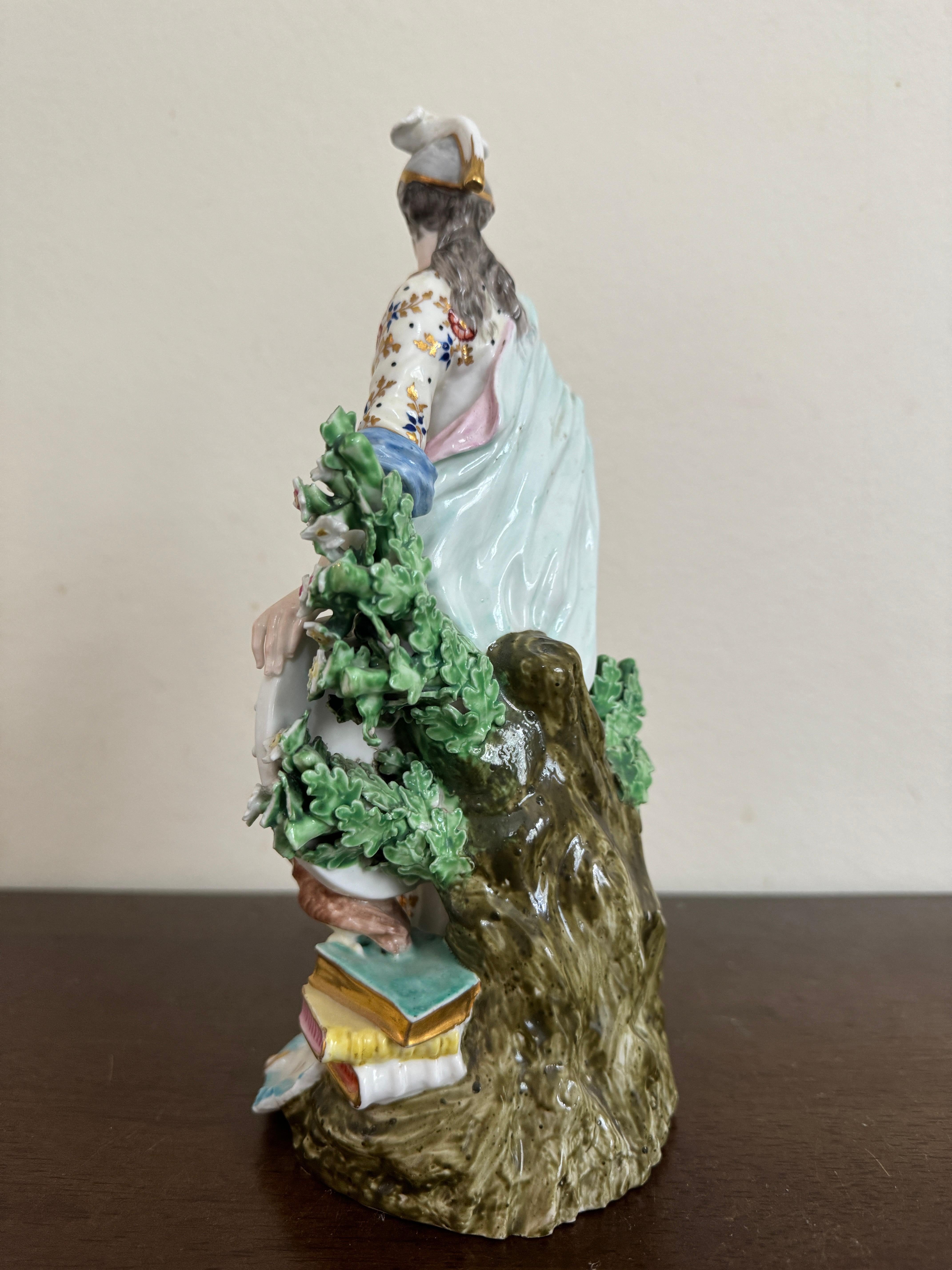Inglese Figura di Minerva in porcellana Derby, 1780 circa in vendita