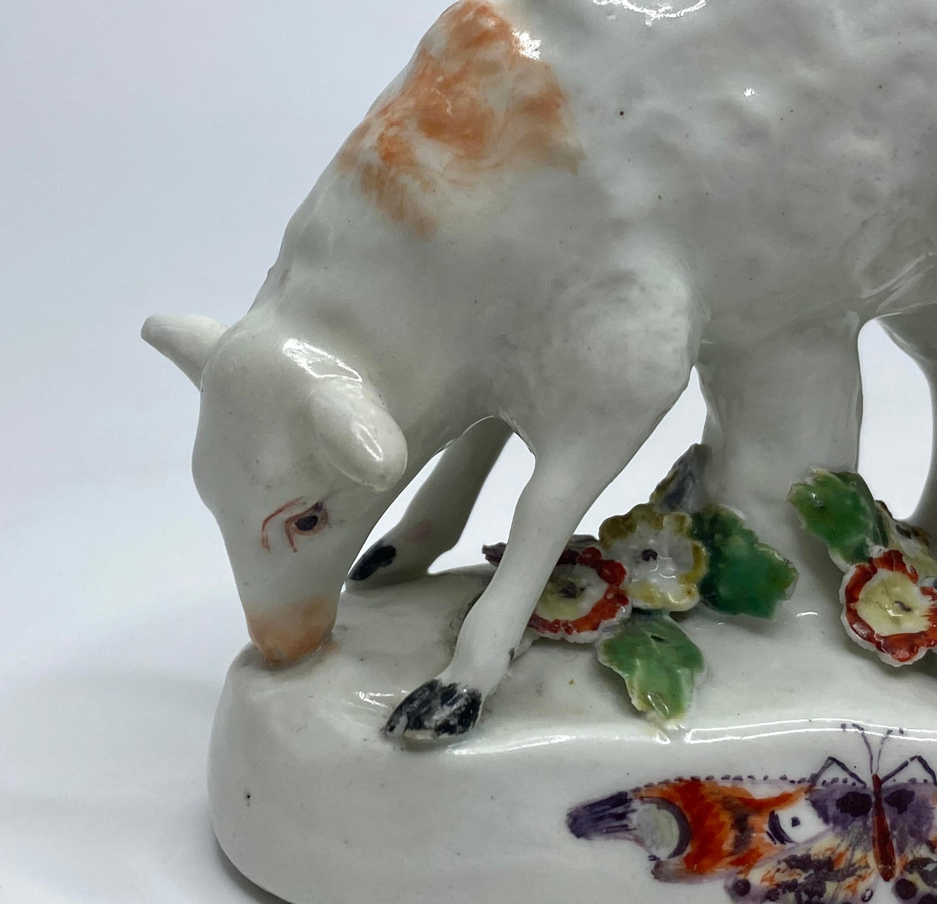 Derby porcelain grazing sheep, c. 1760. In Good Condition For Sale In Gargrave, North Yorkshire