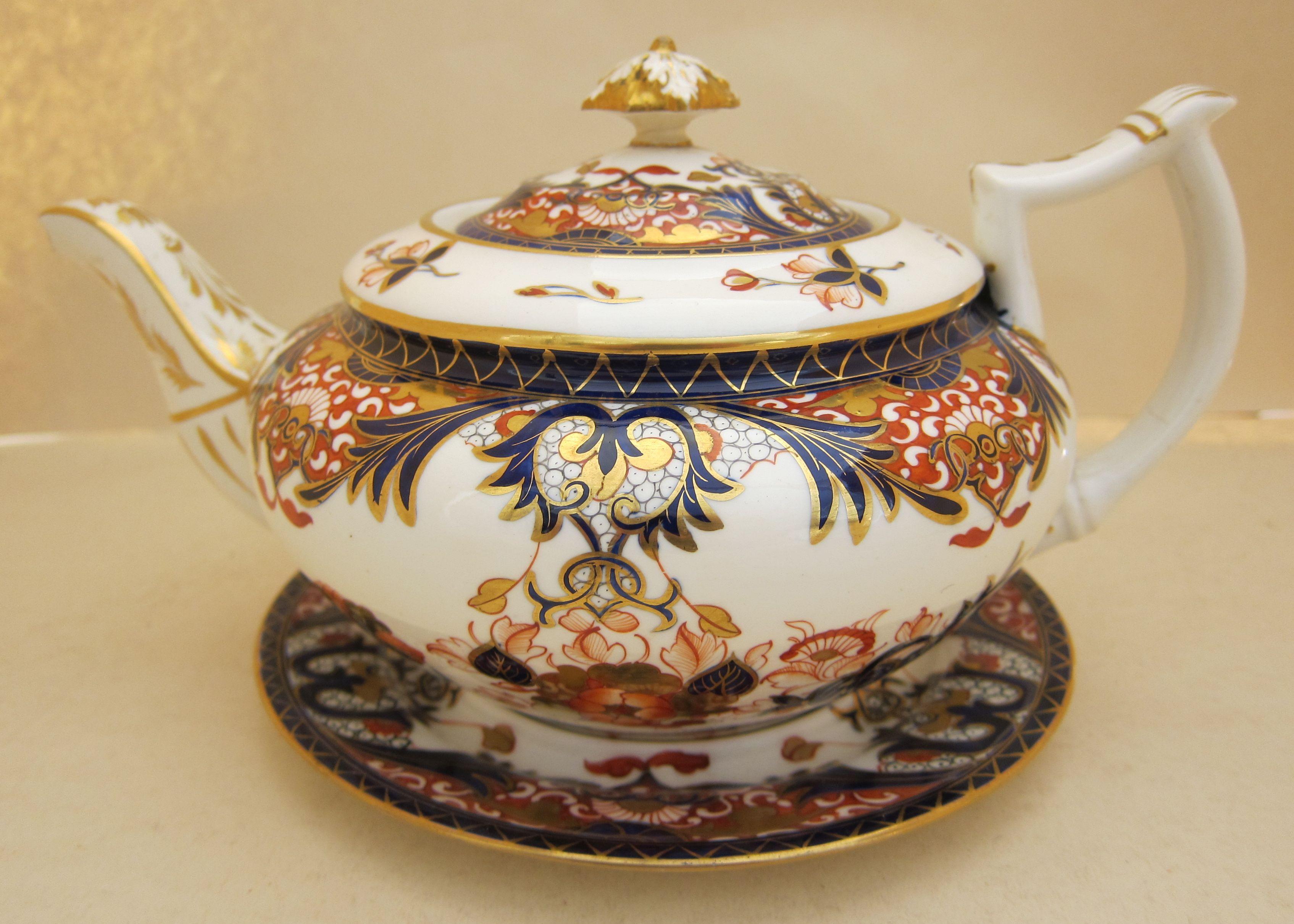 Derby Porzellan King's Pattern-Teeservice mit Kaffeedosen im Angebot 8