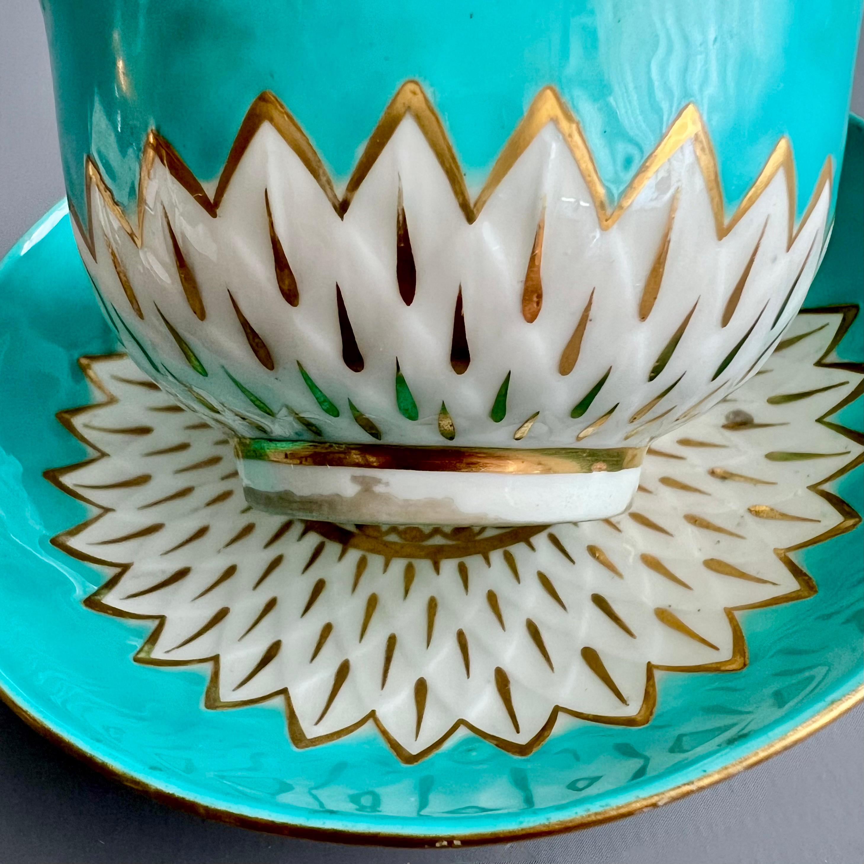 Tazón de té de porcelana Derby, motivo alcachofa en turquesa, georgiano ca 1785 (4) en venta 1