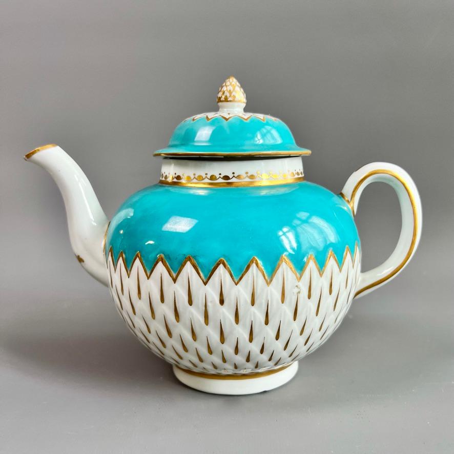 George III Derby Porcelain Tea Service, Artichoke Pattern in Turquoise, ca 1785 For Sale