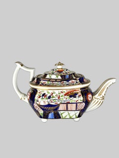 Derby Porcelain Teapot with English Imari Design and Cobalt Ground Ca. 1815
