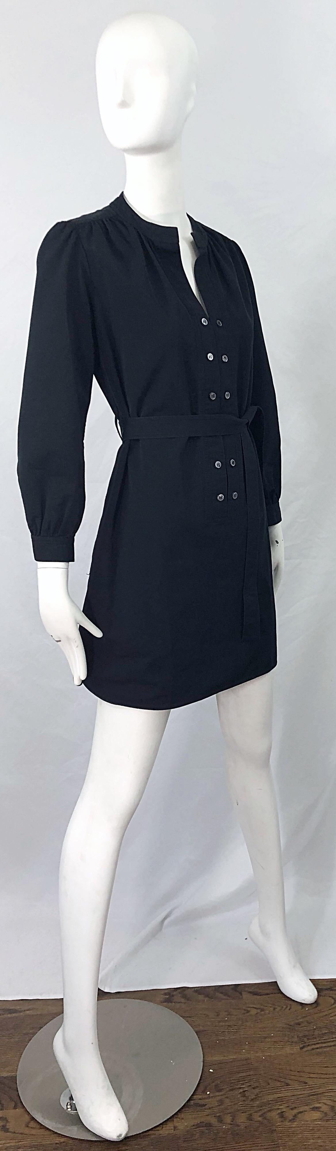 Derek Lam Early 2000s Size 6 / 8 Black Silk Rayon Belted Shirt Dress For Sale 4