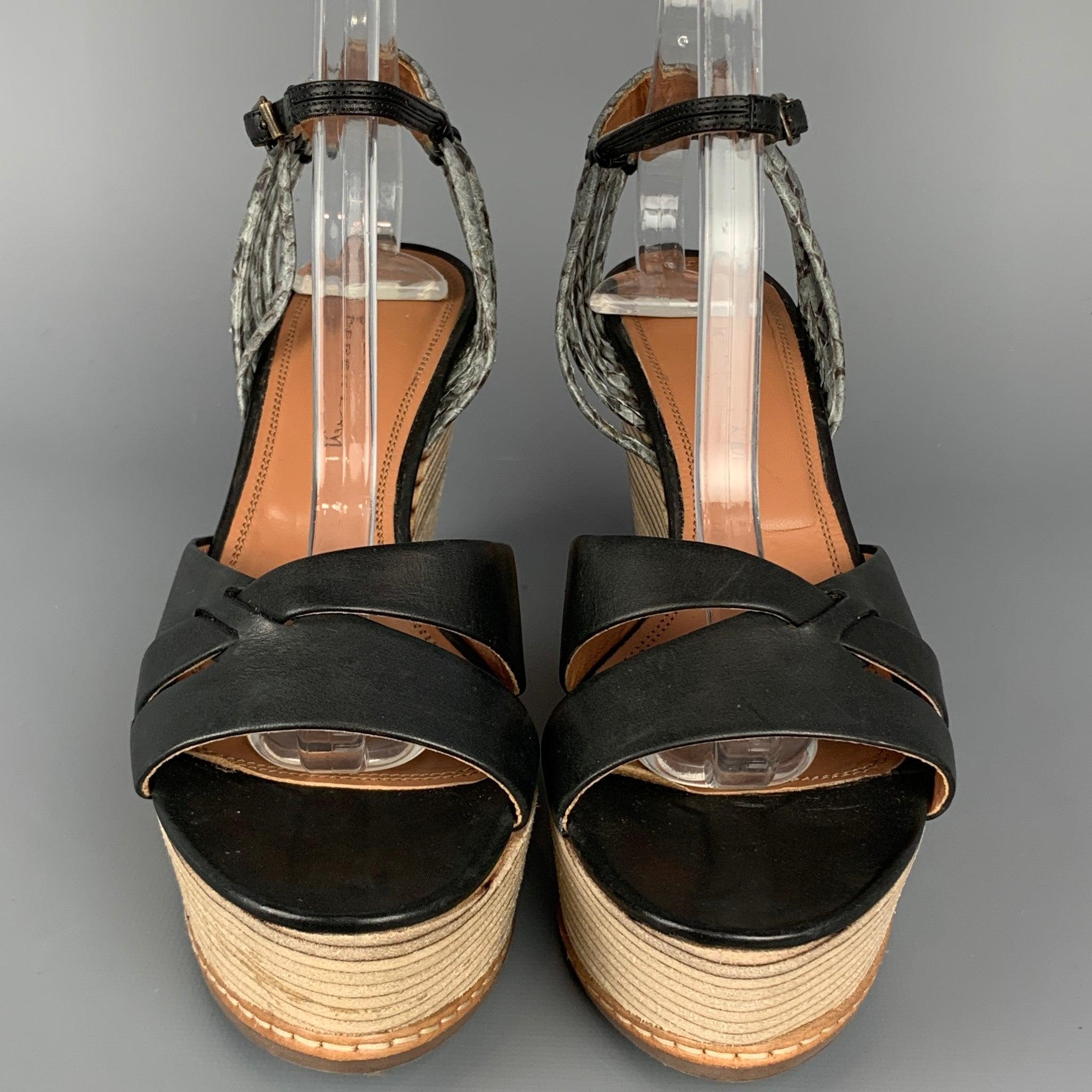 Women's DEREK LAM Size 6 Black & Tan Leather Wood Wedge Sandals For Sale