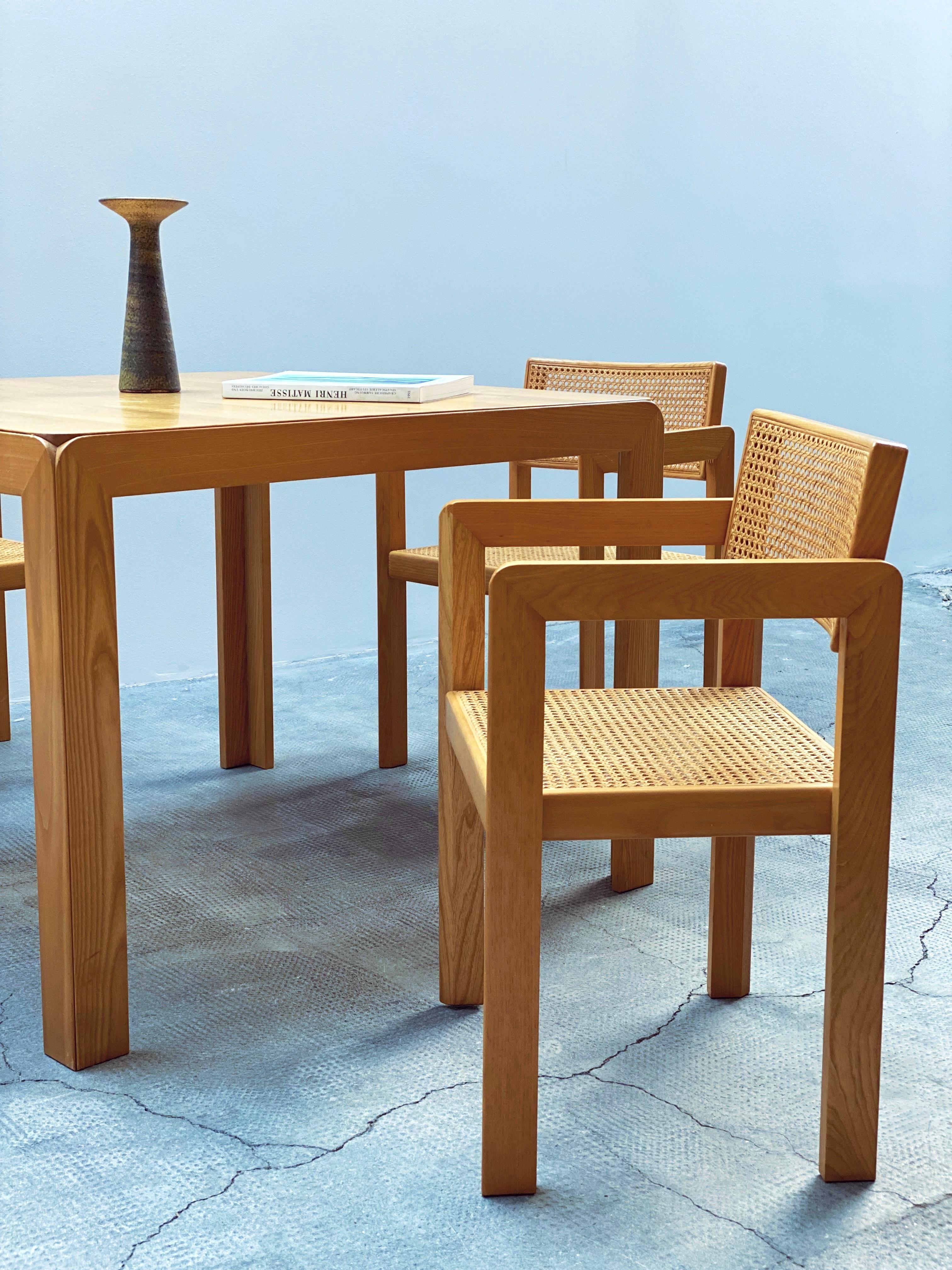 Derk Jan De Vries Esszimmer Set Esstisch & Stühle Esche Geflecht, Italien 1970er en vente 4