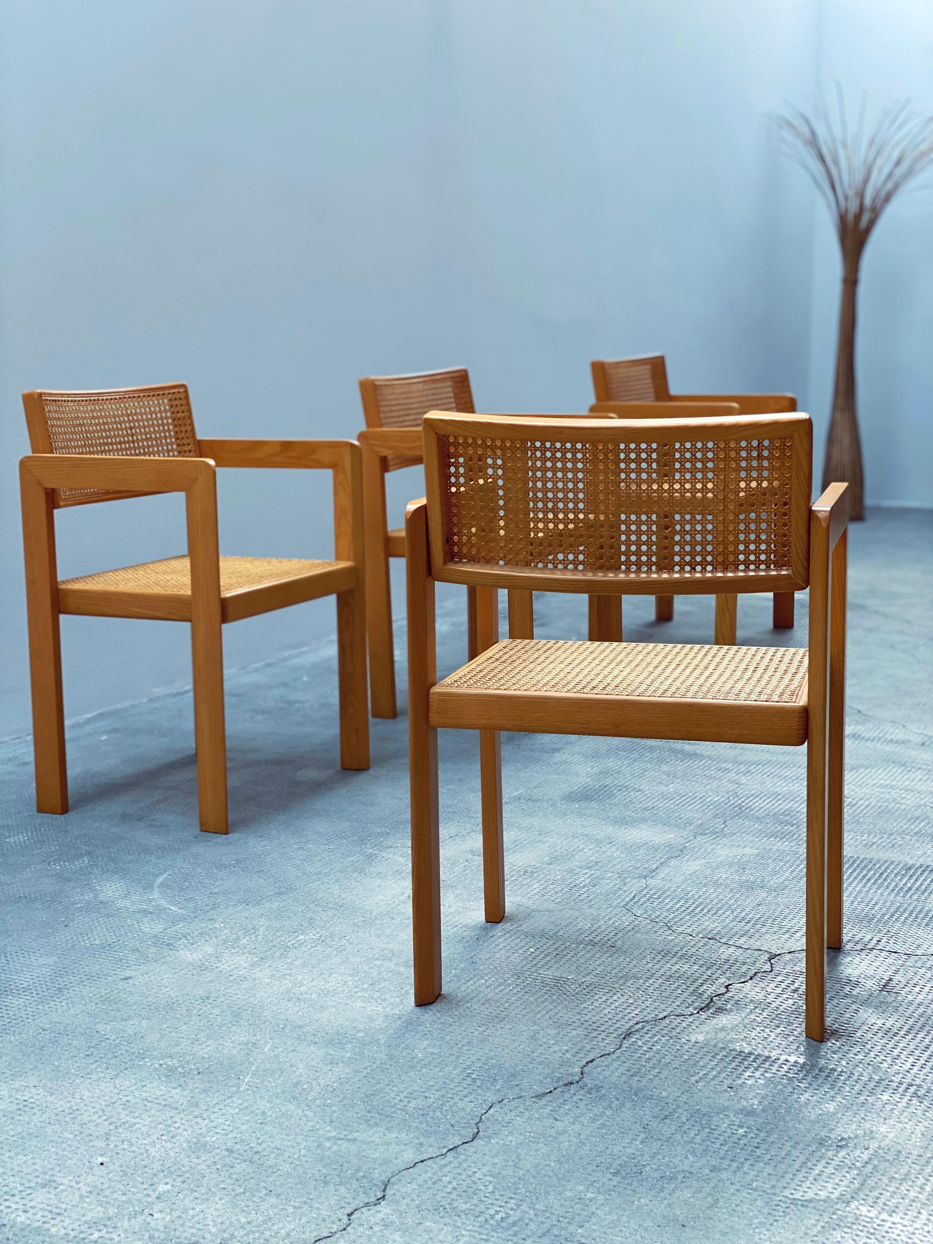 Derk Jan De Vries Esszimmer Set Esstisch & Stühle Esche Geflecht, Italien 1970er en vente 13
