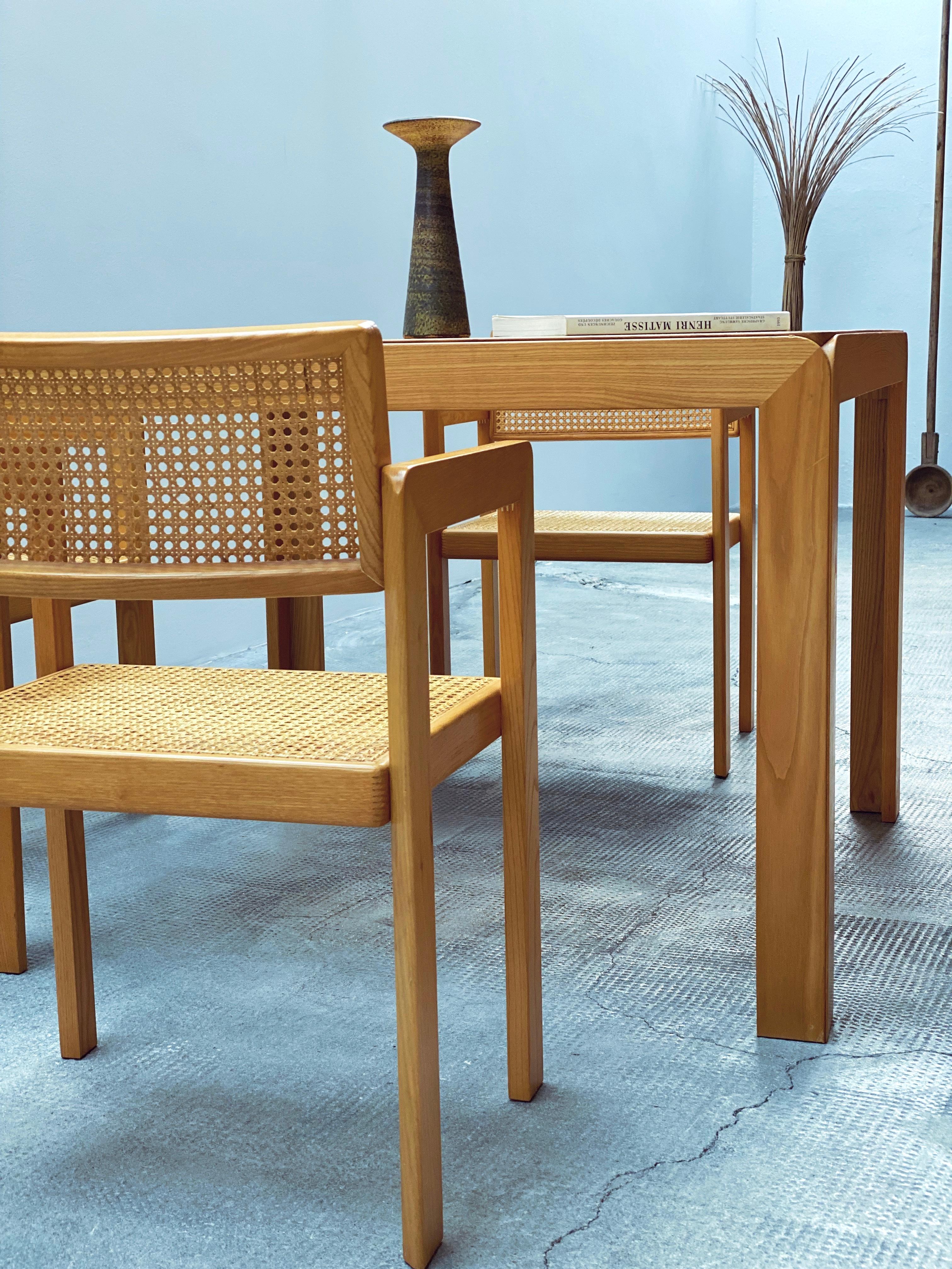 Osier Derk Jan De Vries Esszimmer Set Esstisch & Stühle Esche Geflecht, Italien 1970er en vente