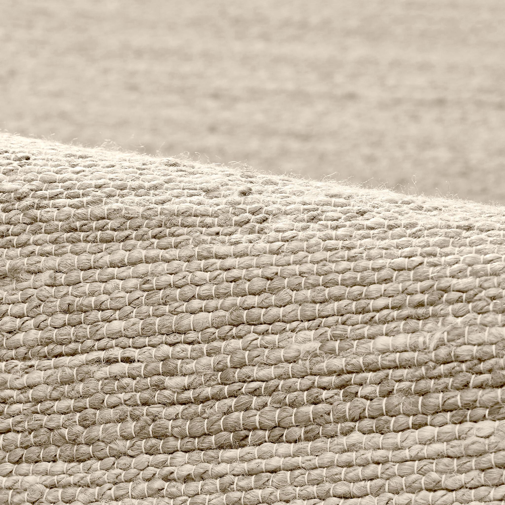 Dern 6X9ft Ash 100% Handspun Jute Desert Design Luxury Handwoven Rug In New Condition For Sale In New York, NY