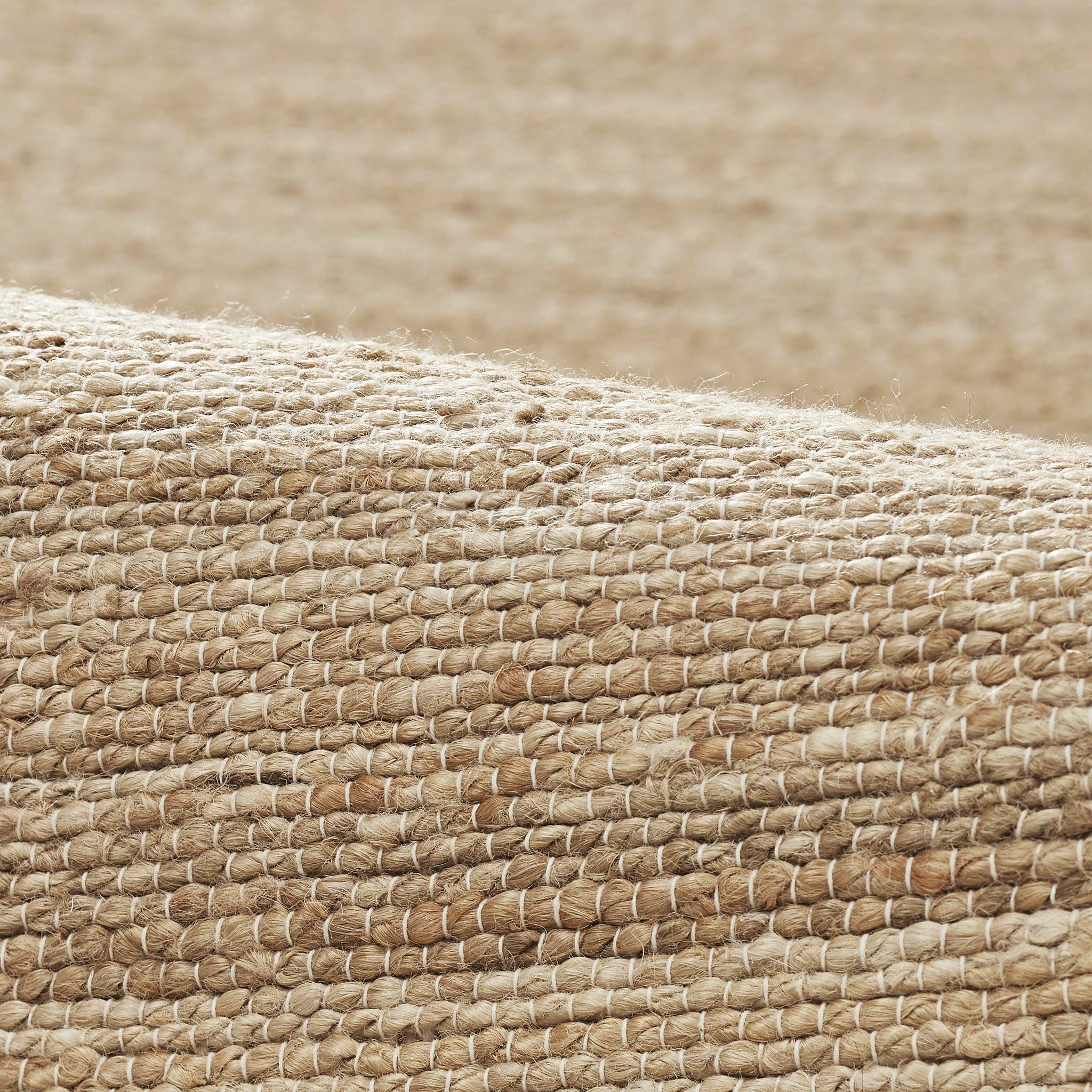 Dern 9X12ft Natural 100% Handspun Jute Desert Design Luxury Handwoven Rug In New Condition For Sale In New York, NY