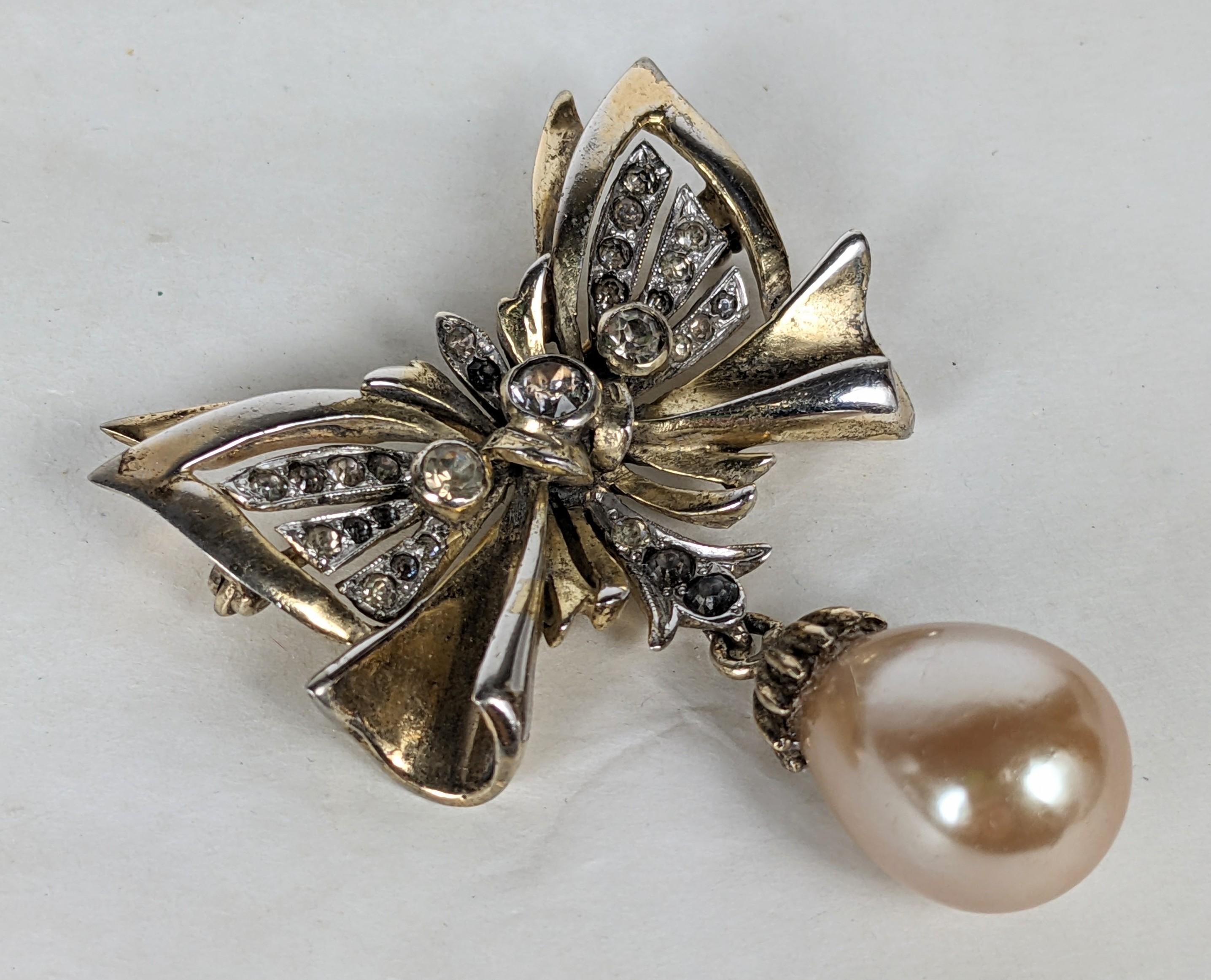 Women's or Men's DeRosa Sterling Retro Bow Brooch For Sale