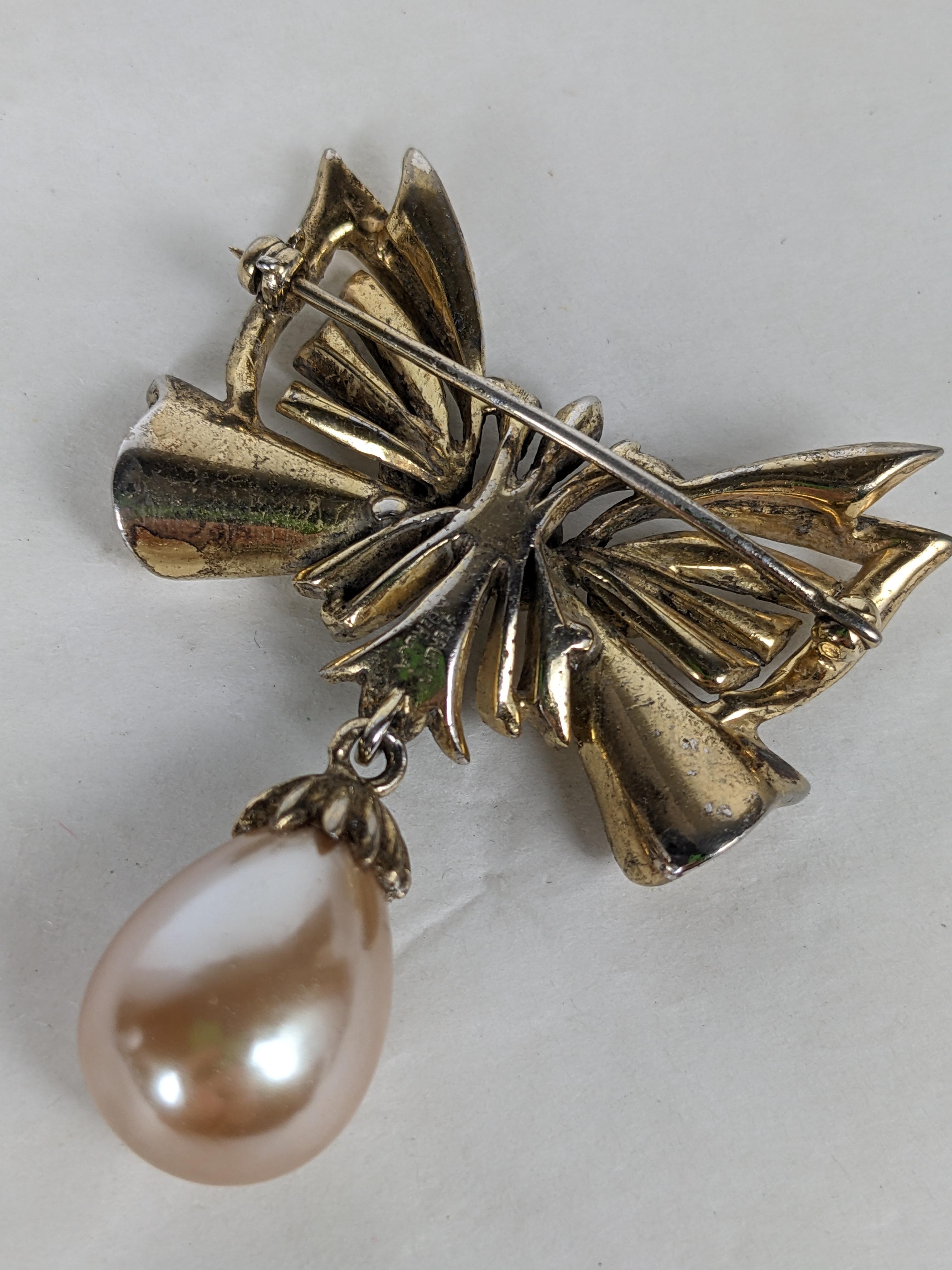 DeRosa Sterling Retro Bow Brooch For Sale 1