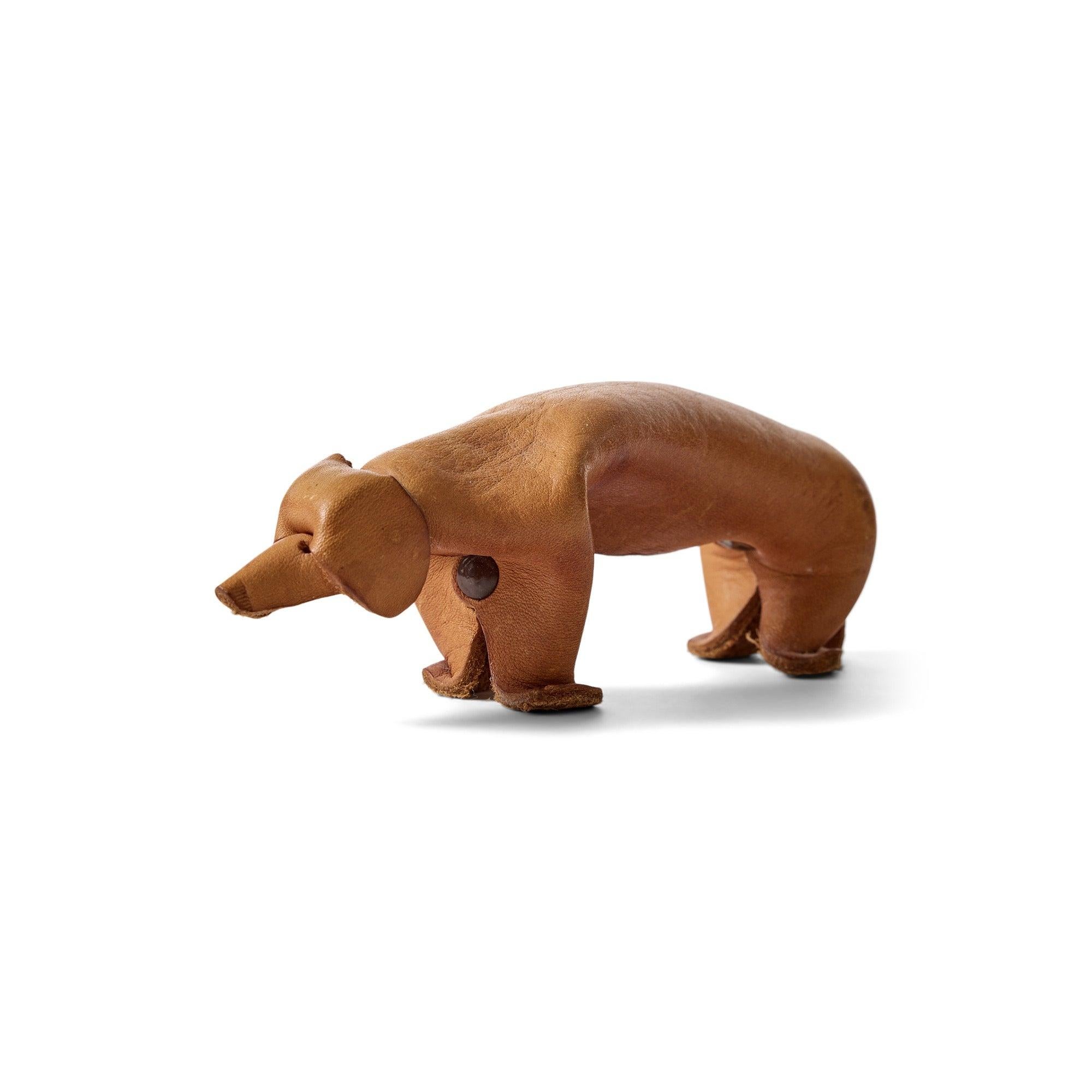 A petit Deru leather dachshund