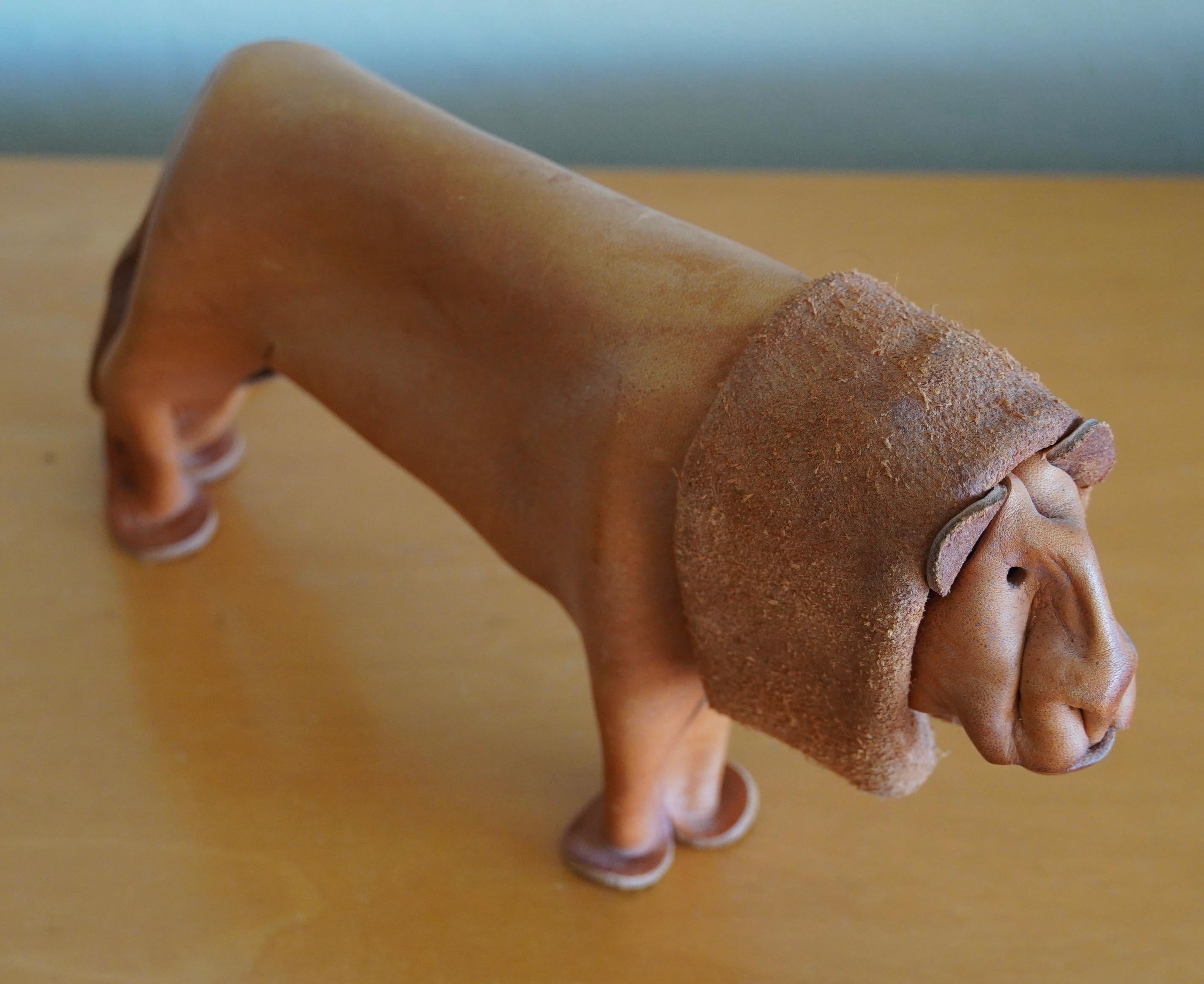 Mid-20th Century Deru Toy Lion in Hand Sculpted Leather For Sale