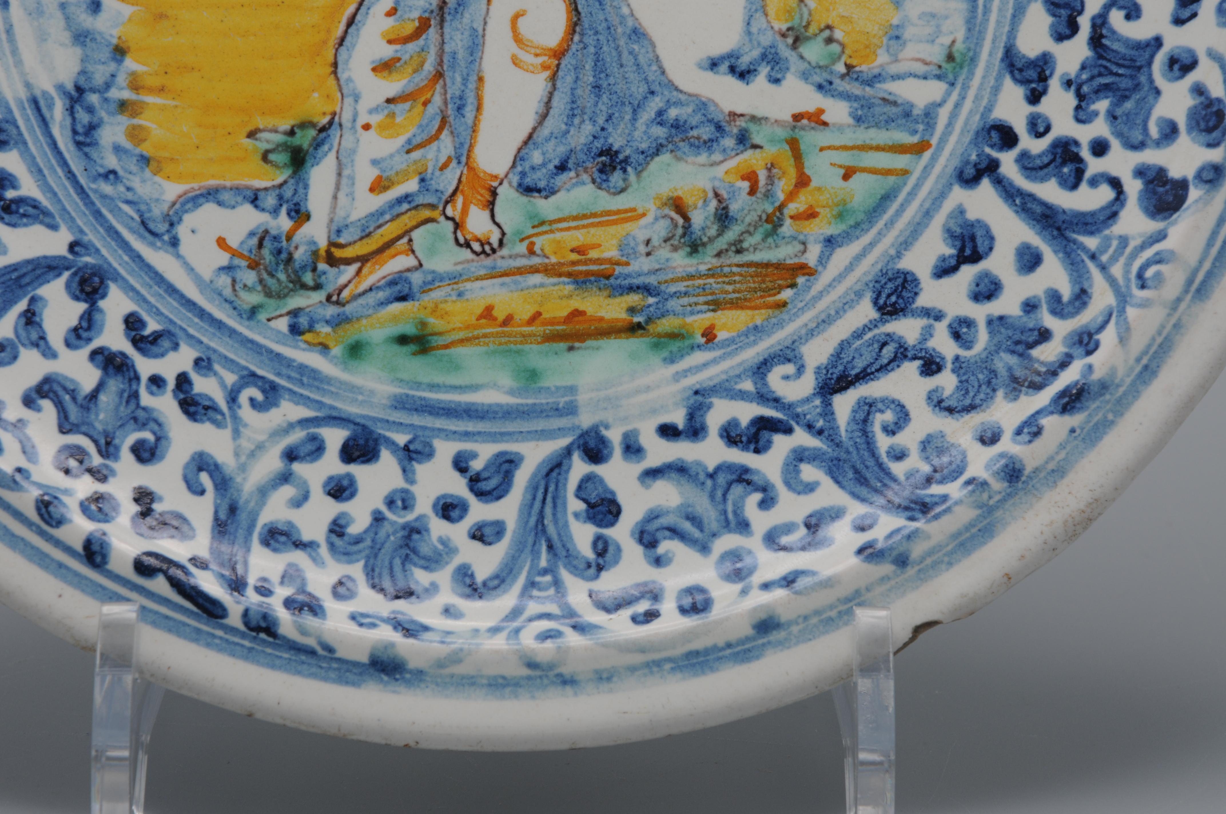 Deruta - Plato alzatina sobre peana, siglo XVIII en venta 3