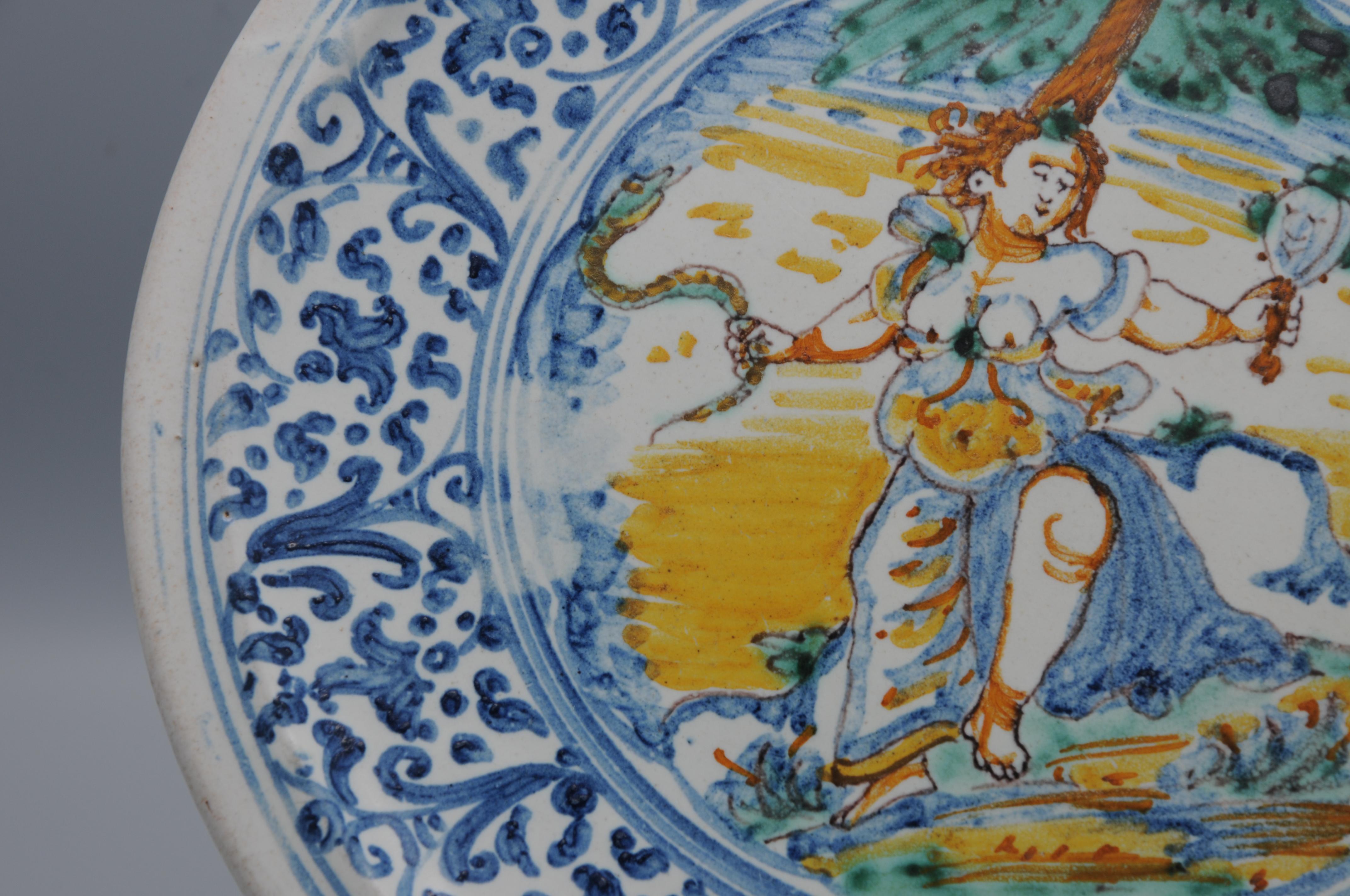 Deruta - Plato alzatina sobre peana, siglo XVIII en venta 4