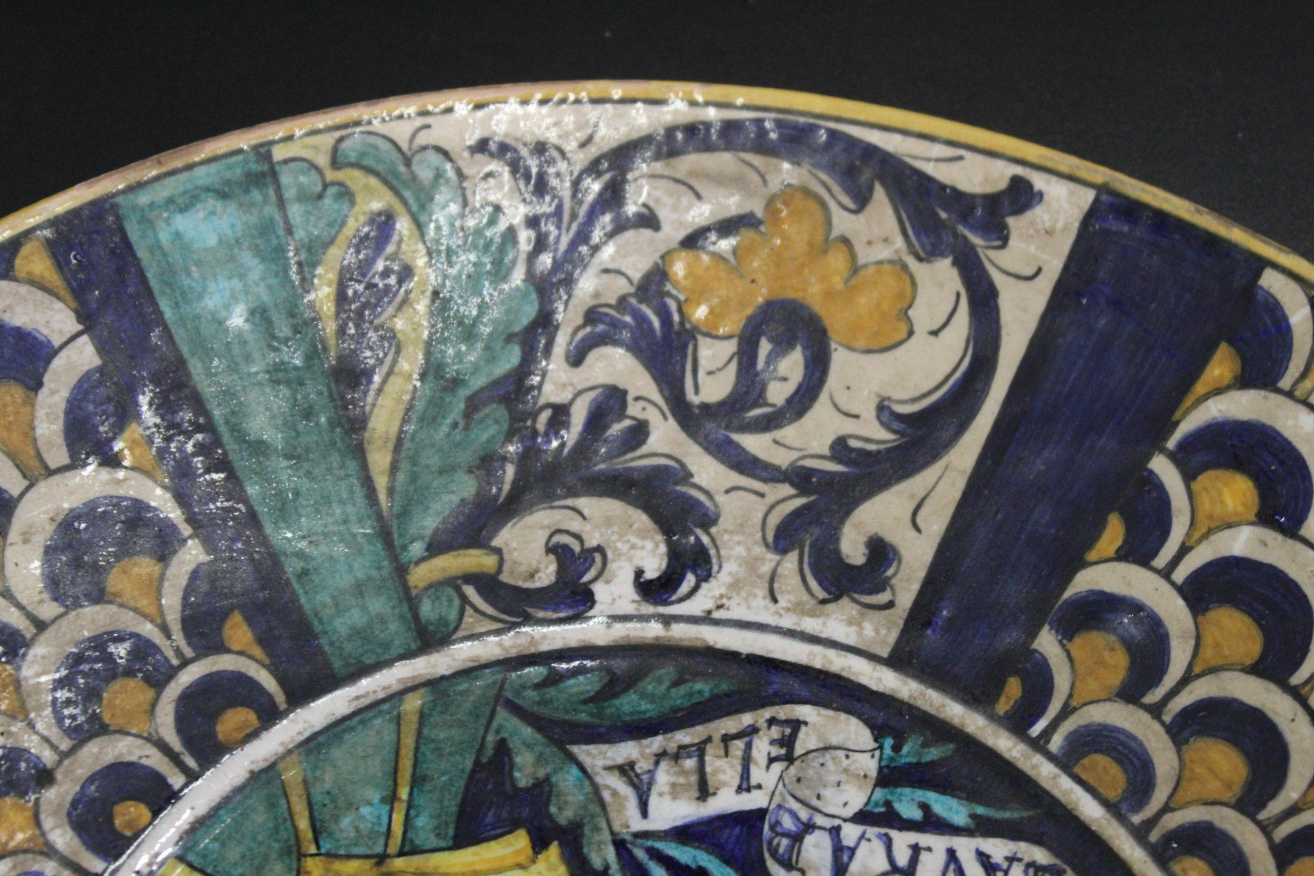 Deruta Keramikteller (20. Jahrhundert) im Angebot