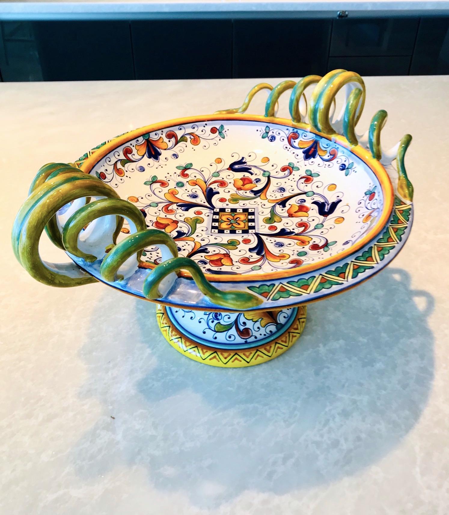 Renaissance Revival Deruta Hand Painted Majolica Pedestal Bowl with Serpentines, 1980s