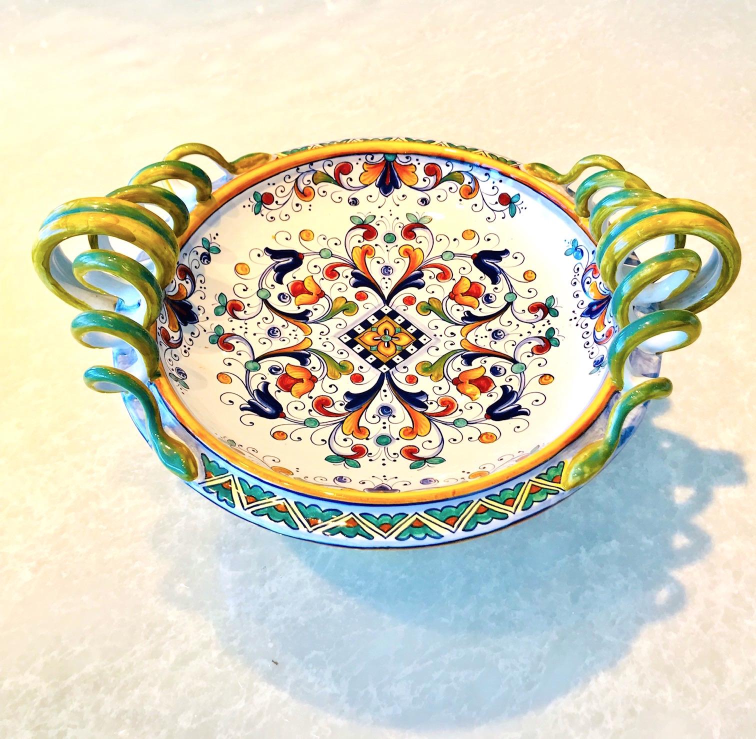 Glazed Deruta Hand Painted Majolica Pedestal Bowl with Serpentines, 1980s