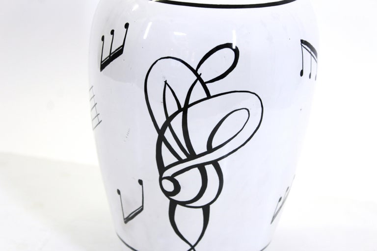 Deruta Italian Mid-Century Modern Ceramic Vase For Sale 2