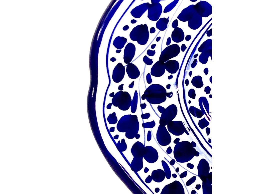 Deruta Italie Grand plat en poterie peint à la main en vente 2