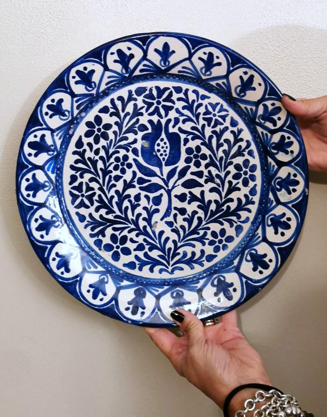 Deruta  Set di 5 piatti in ceramica italiana con decorazioni in blu cobalto in vendita 3