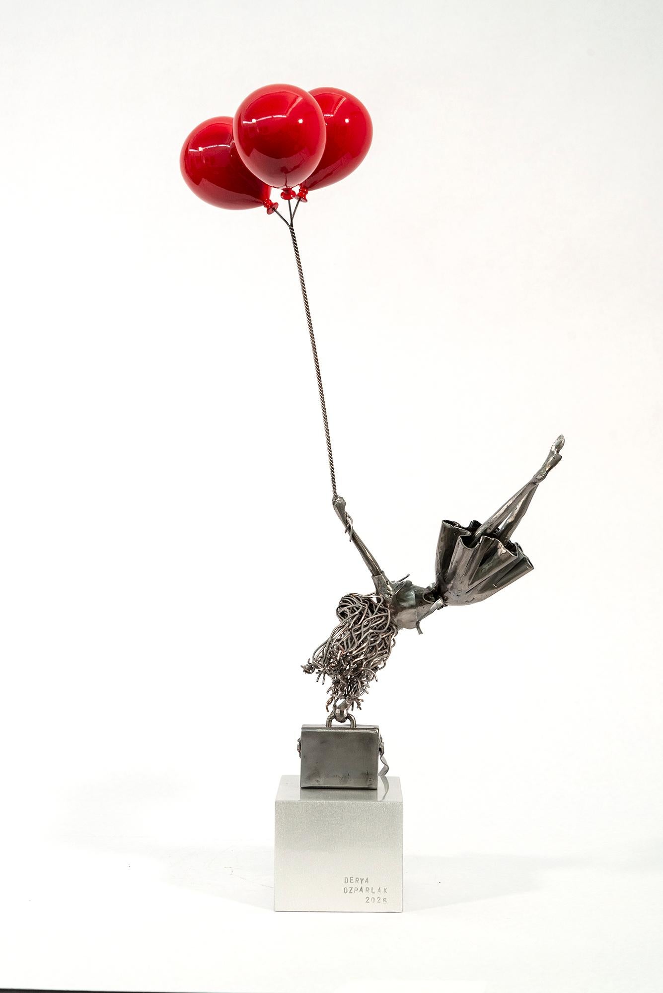 One Way Ticket Please (rote Luftballons) - figurativ, Stahlskulptur im Angebot 1