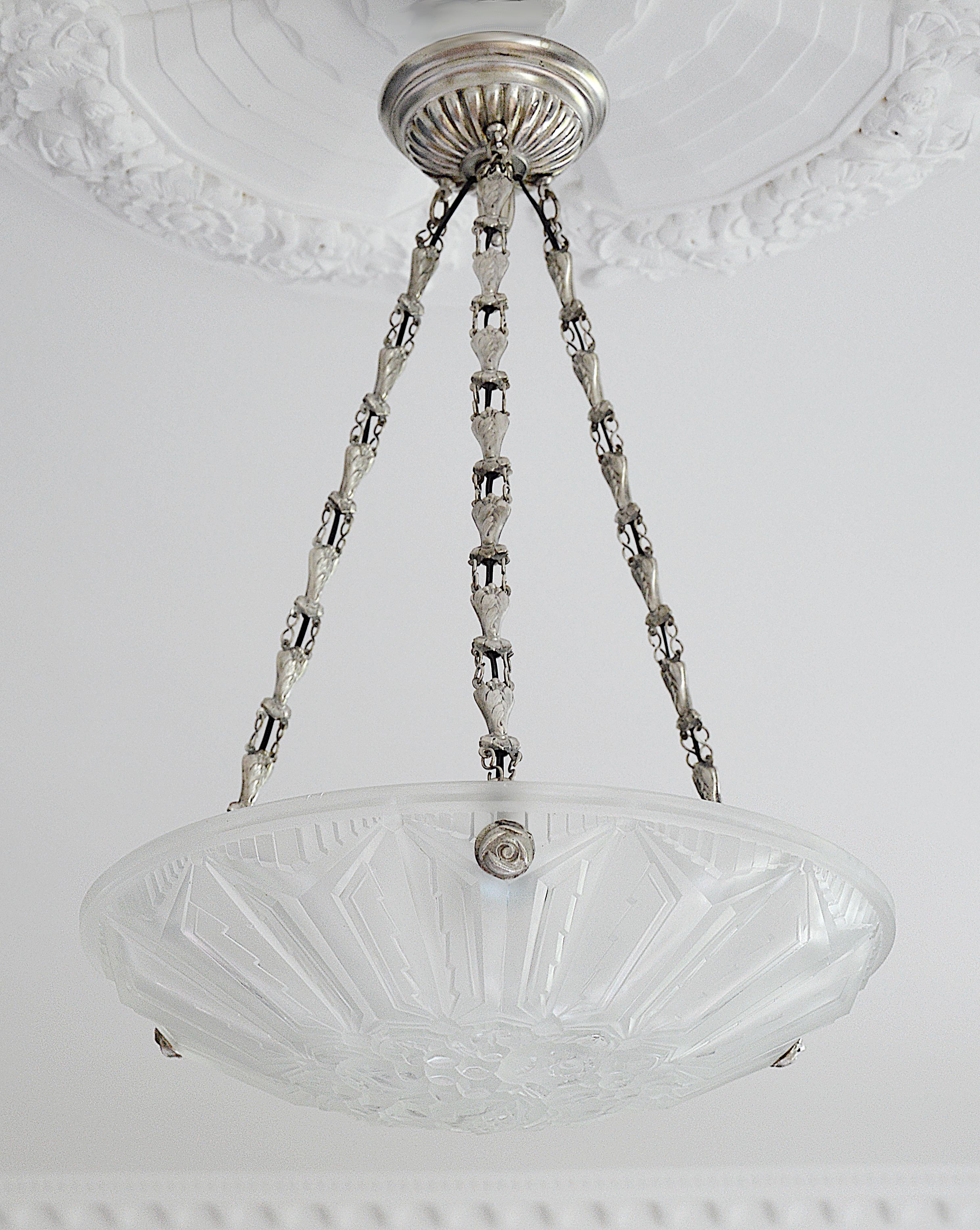 des Hanots French Art Deco Pendant Chandelier, circa 1925 Verlys In Good Condition In Saint-Amans-des-Cots, FR